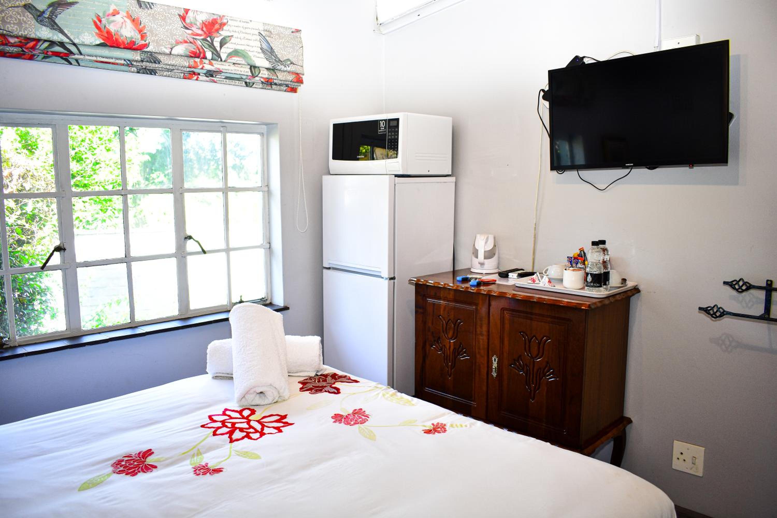 Deluxe Double Room photo 2