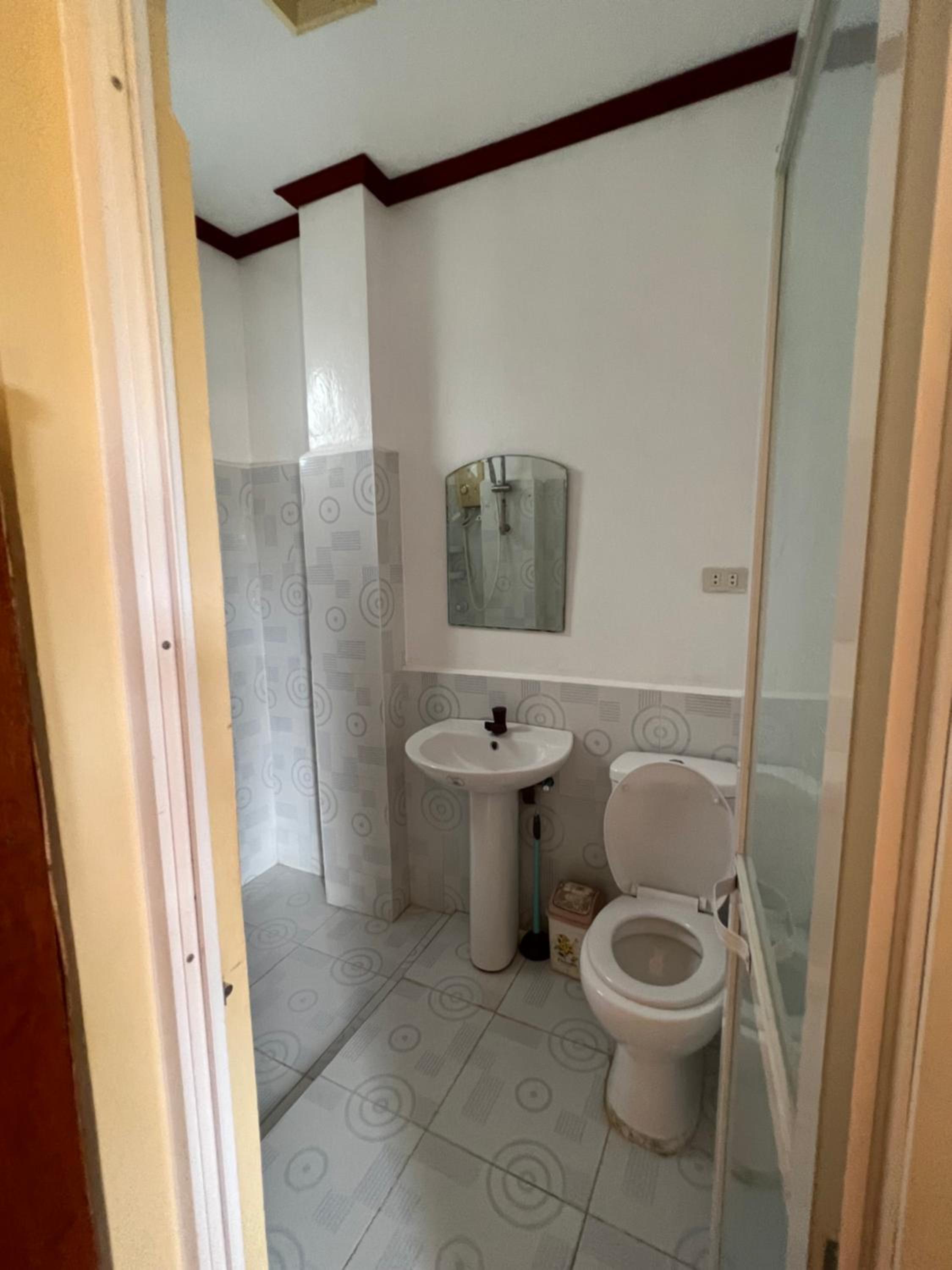 Queen Room with Balcony photo 3