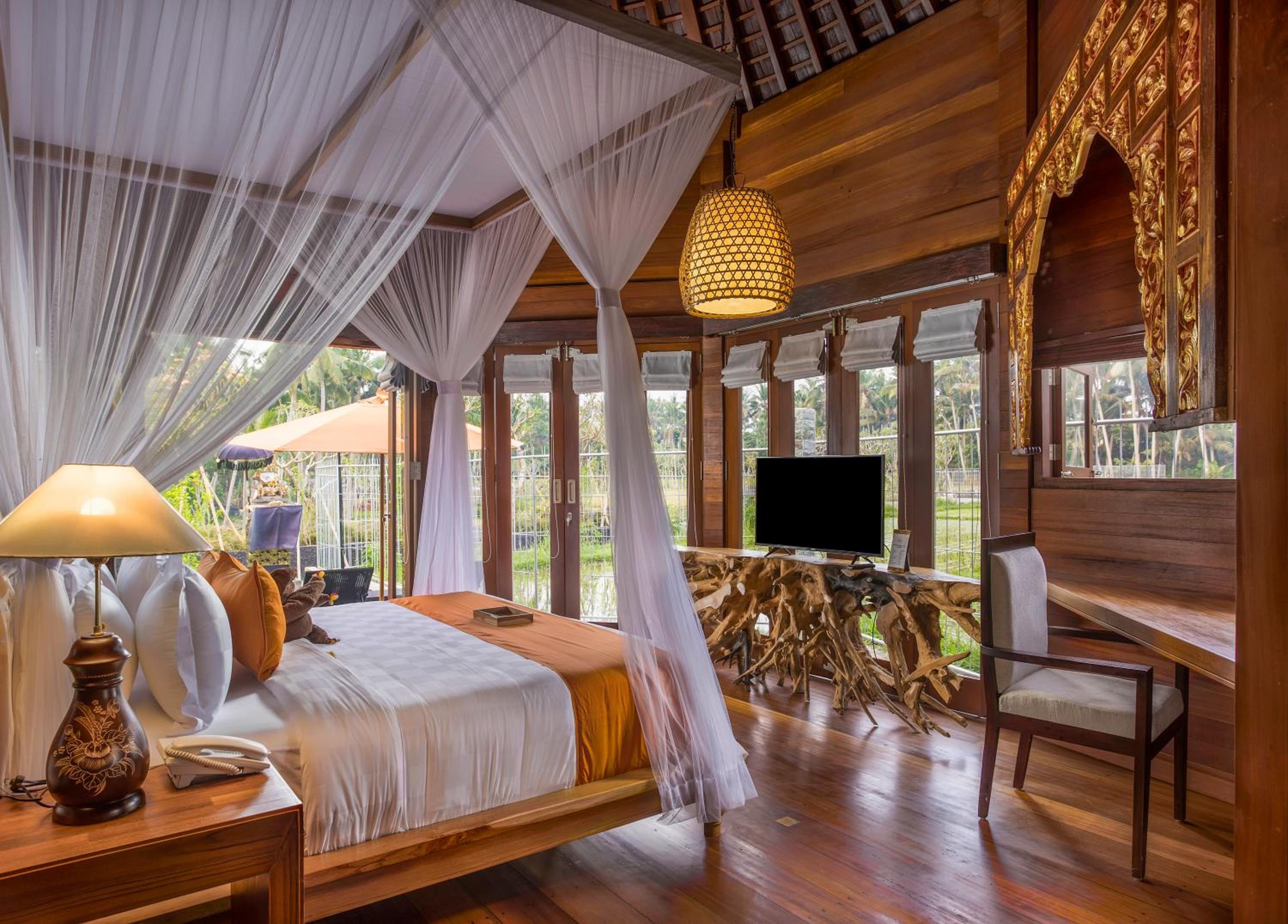 One-Bedroom Signature Villa with Private Pool and Rice Paddy View