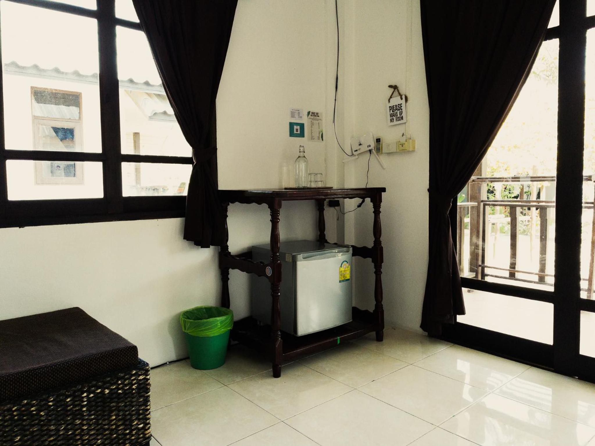 Deluxe Bungalow with Garden View photo 3