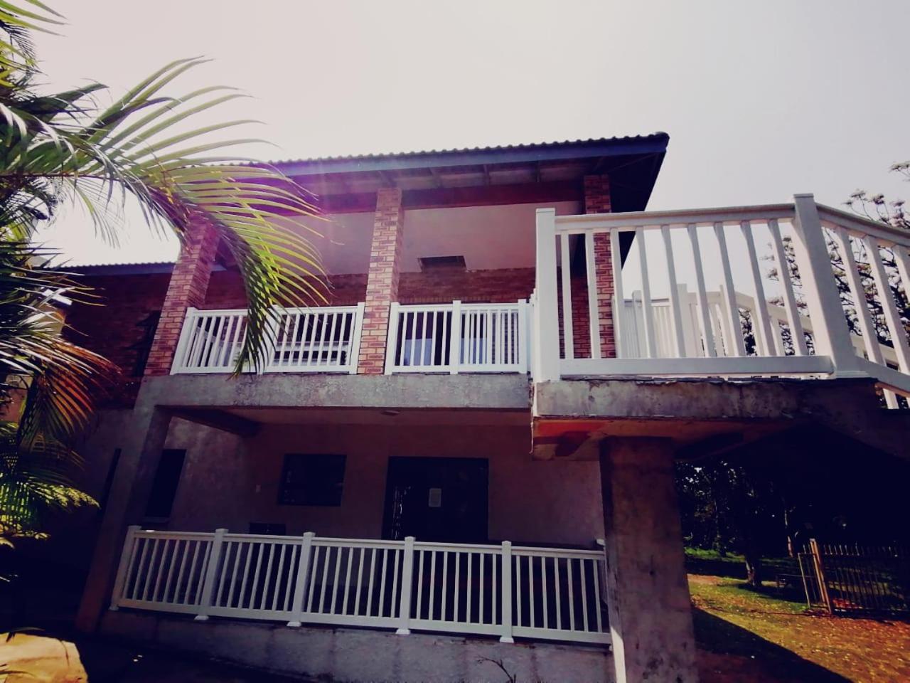 Three-Bedroom Chalet - Photo 13
