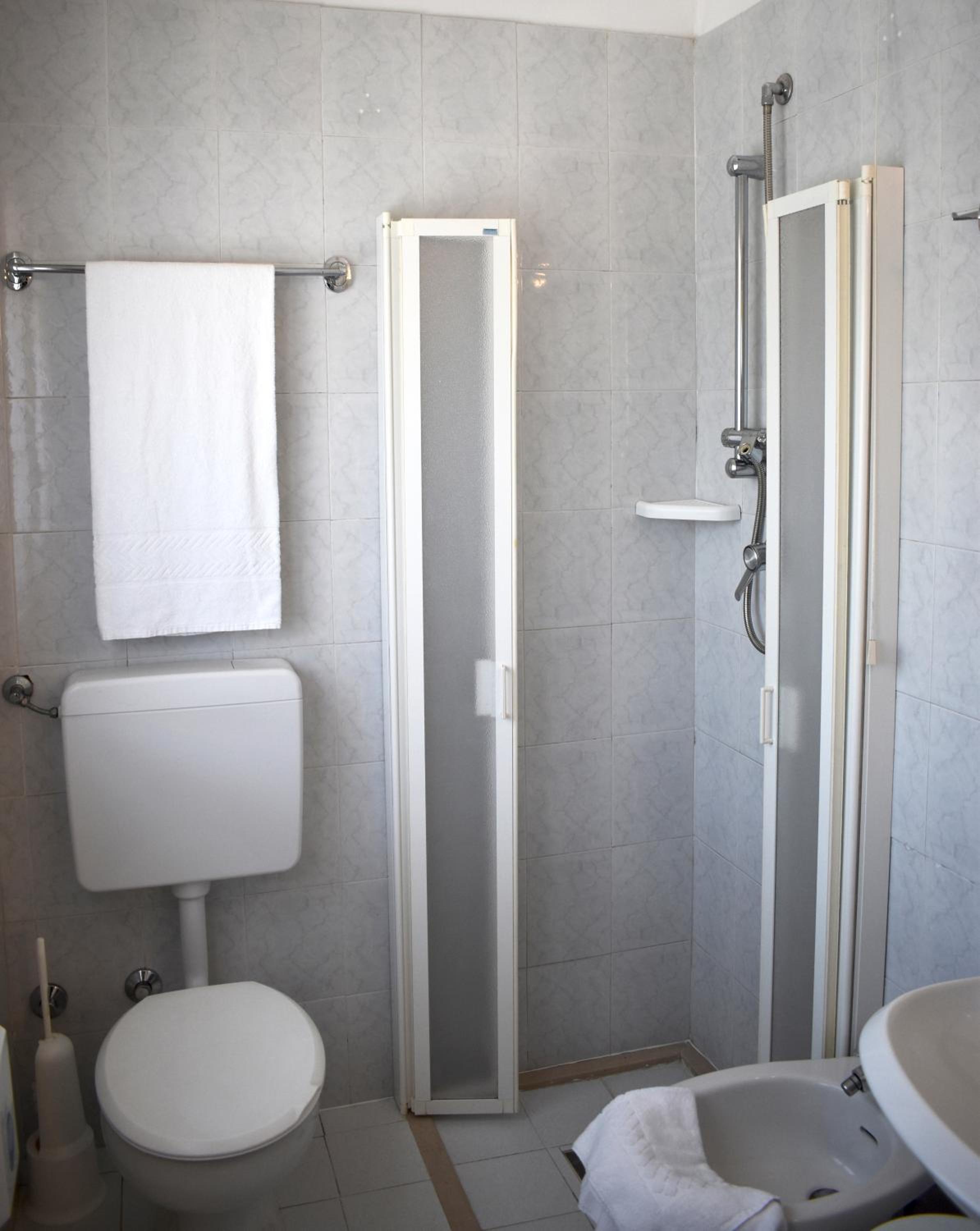 Standard Single Room photo 2