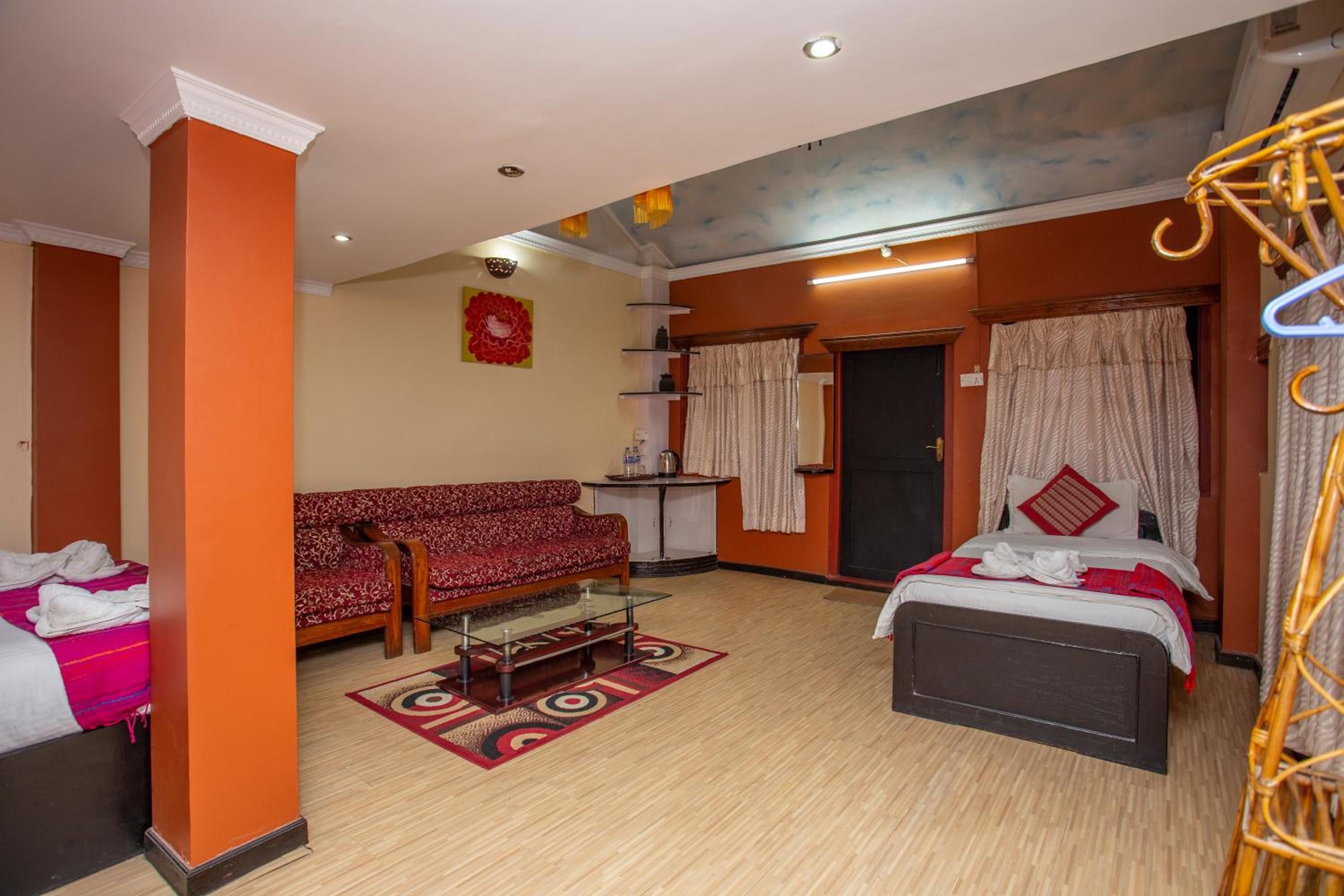 Superior Double or Twin Room with Terrace photo 2