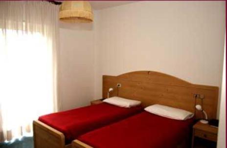 Economy Double Room - Photo 3