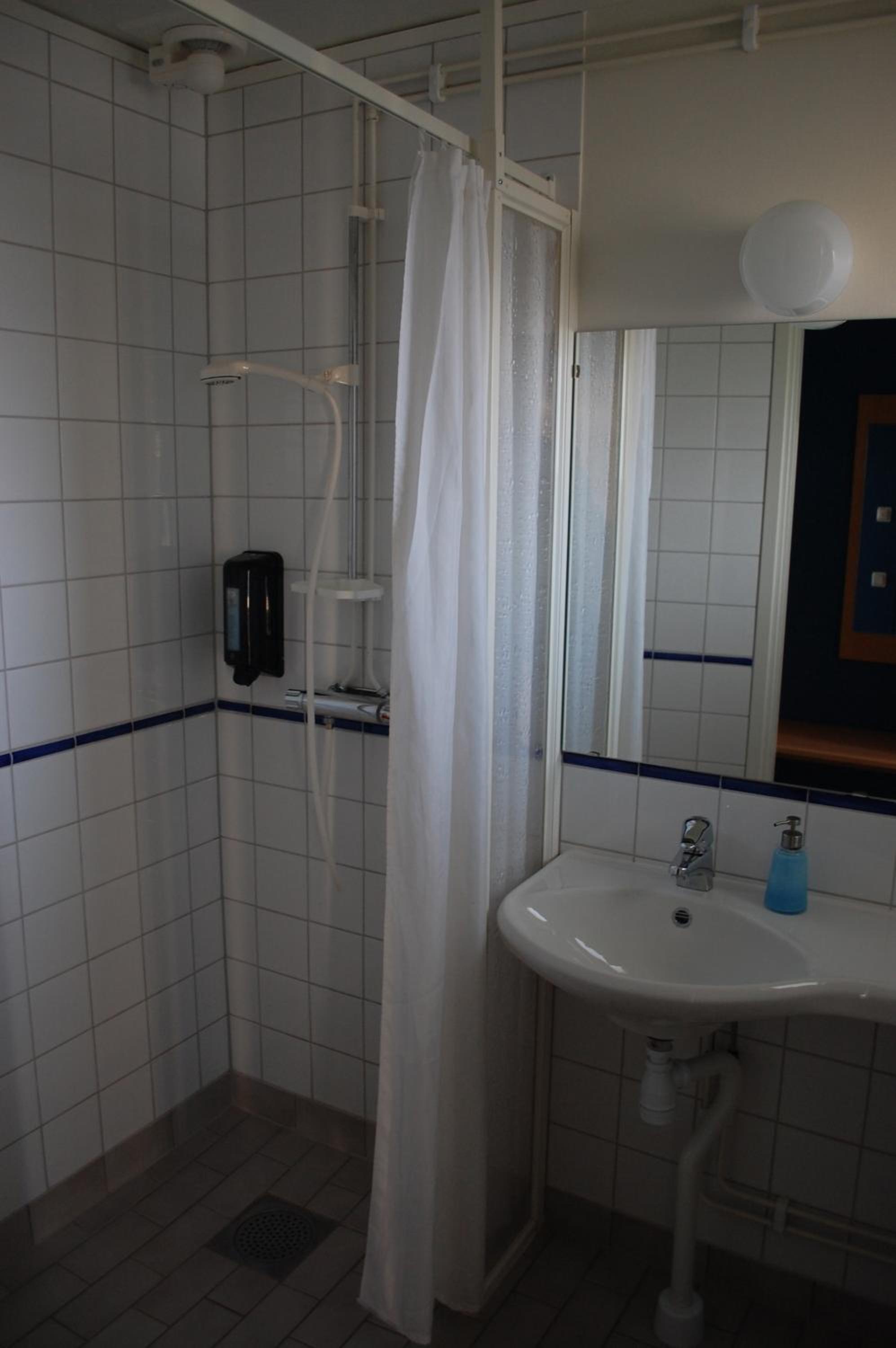 Double or Twin Room - Annex - Photo 2