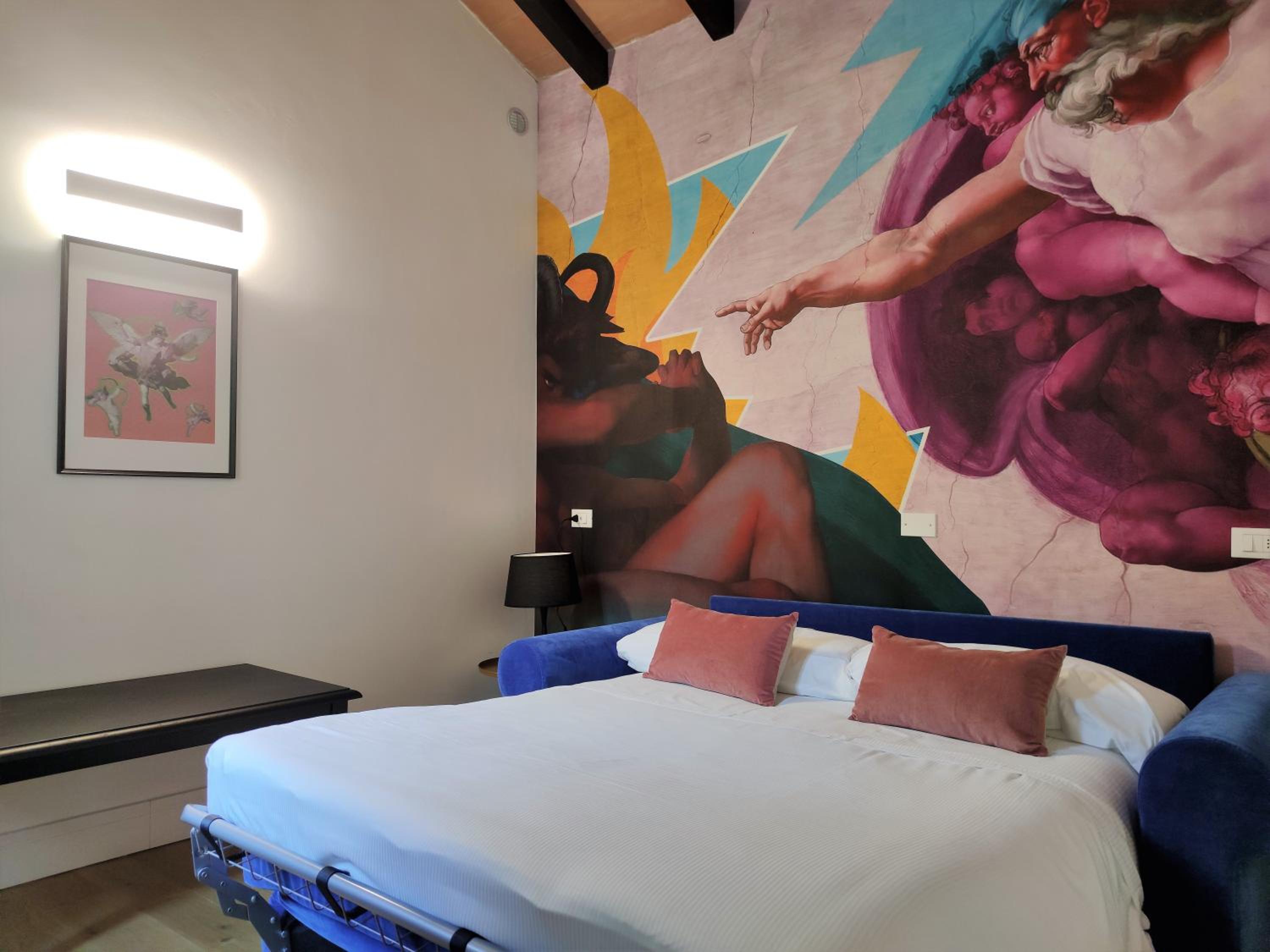 DELUXE JUNIOR SUITE