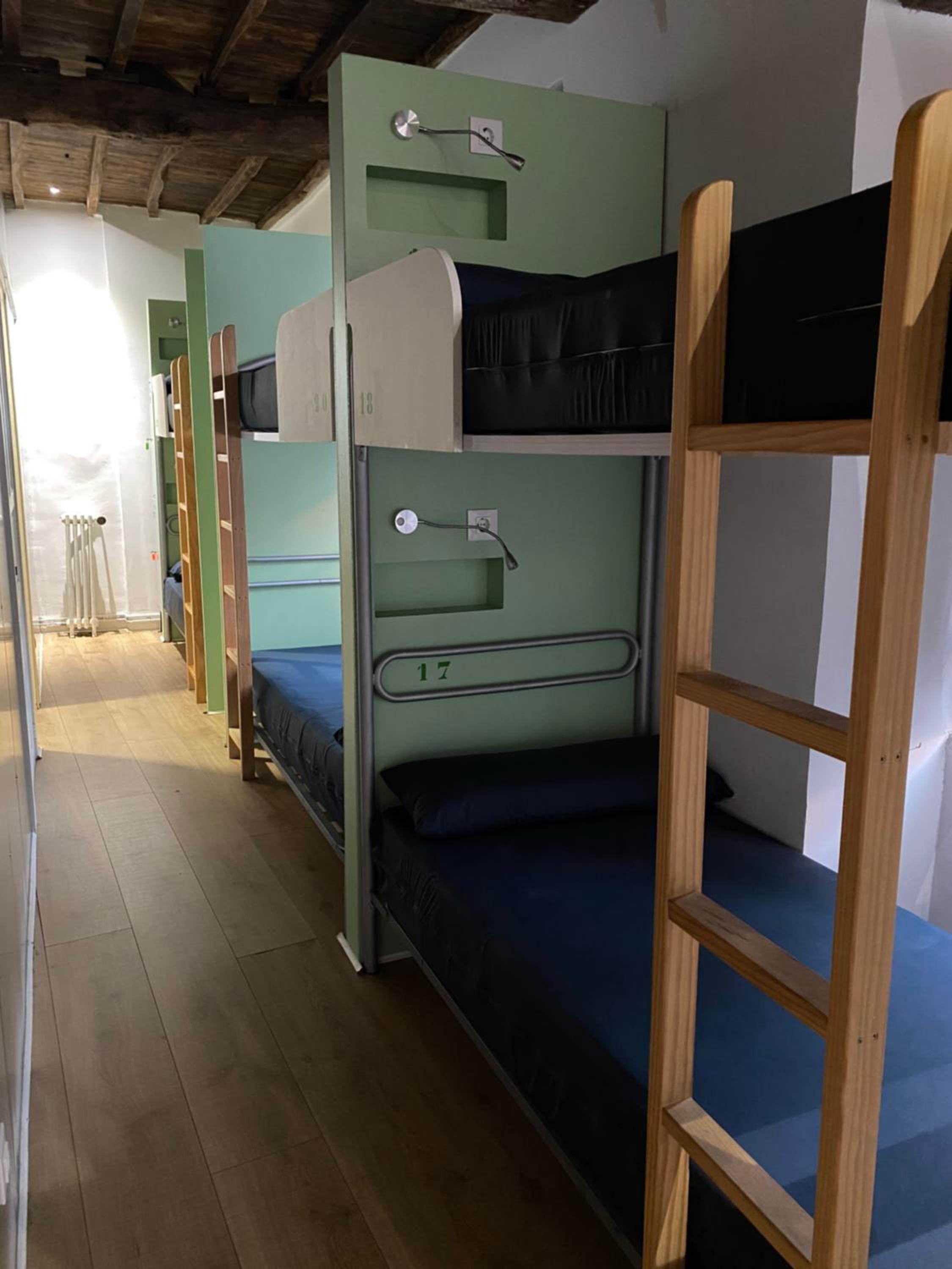 Bunk Bed in Mixed Dormitory Room photo 3