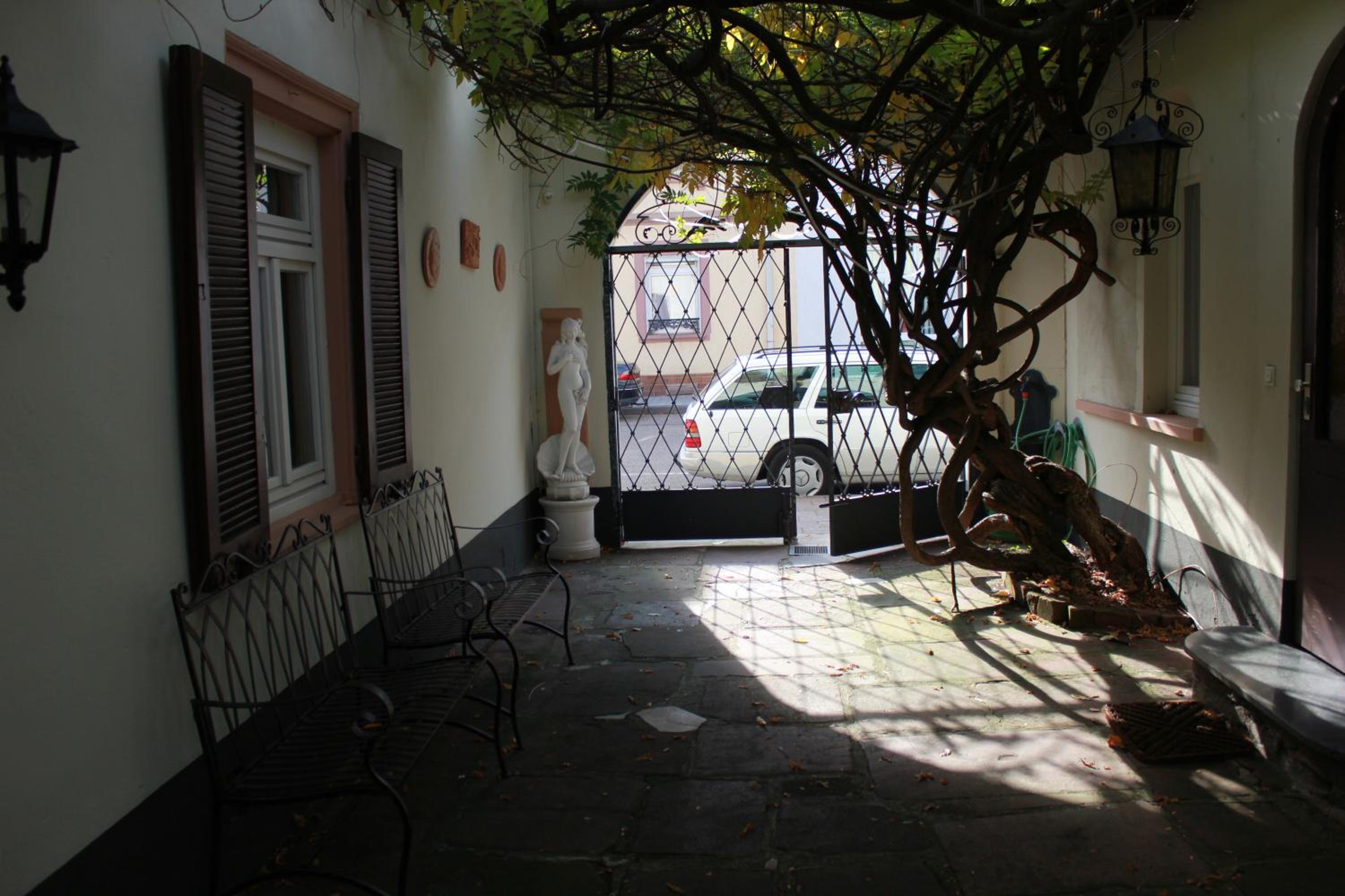 Triple Room - Photo 5