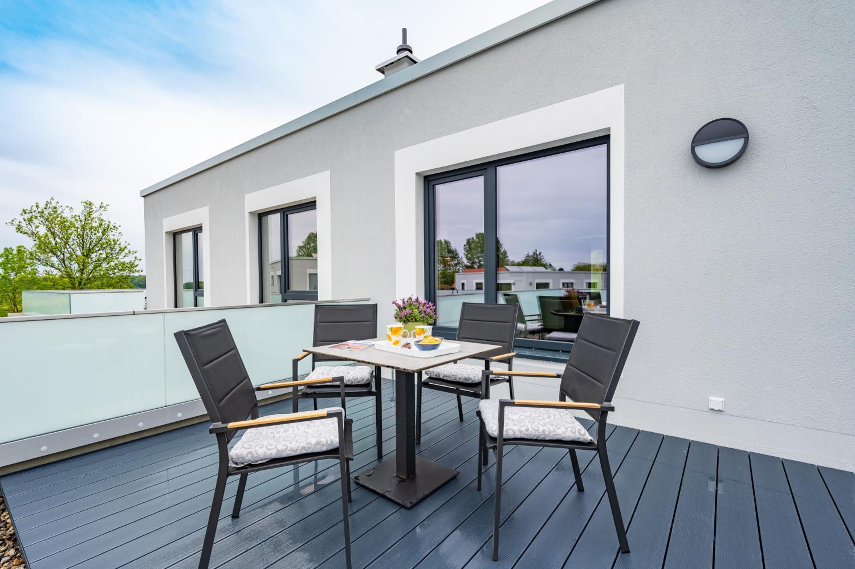 Penthouse Apartment photo 2