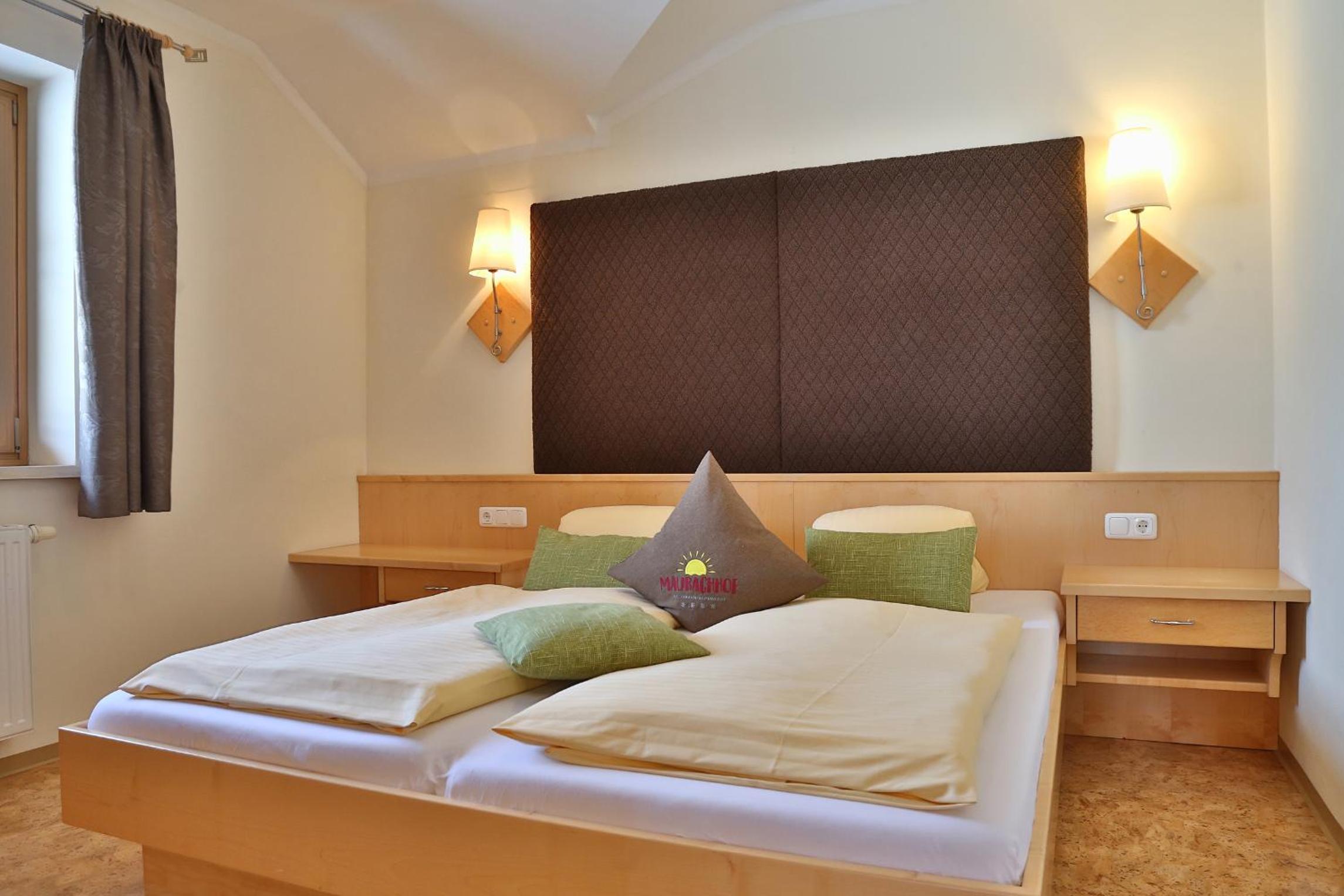 Double Room with Balcony - Photo 1