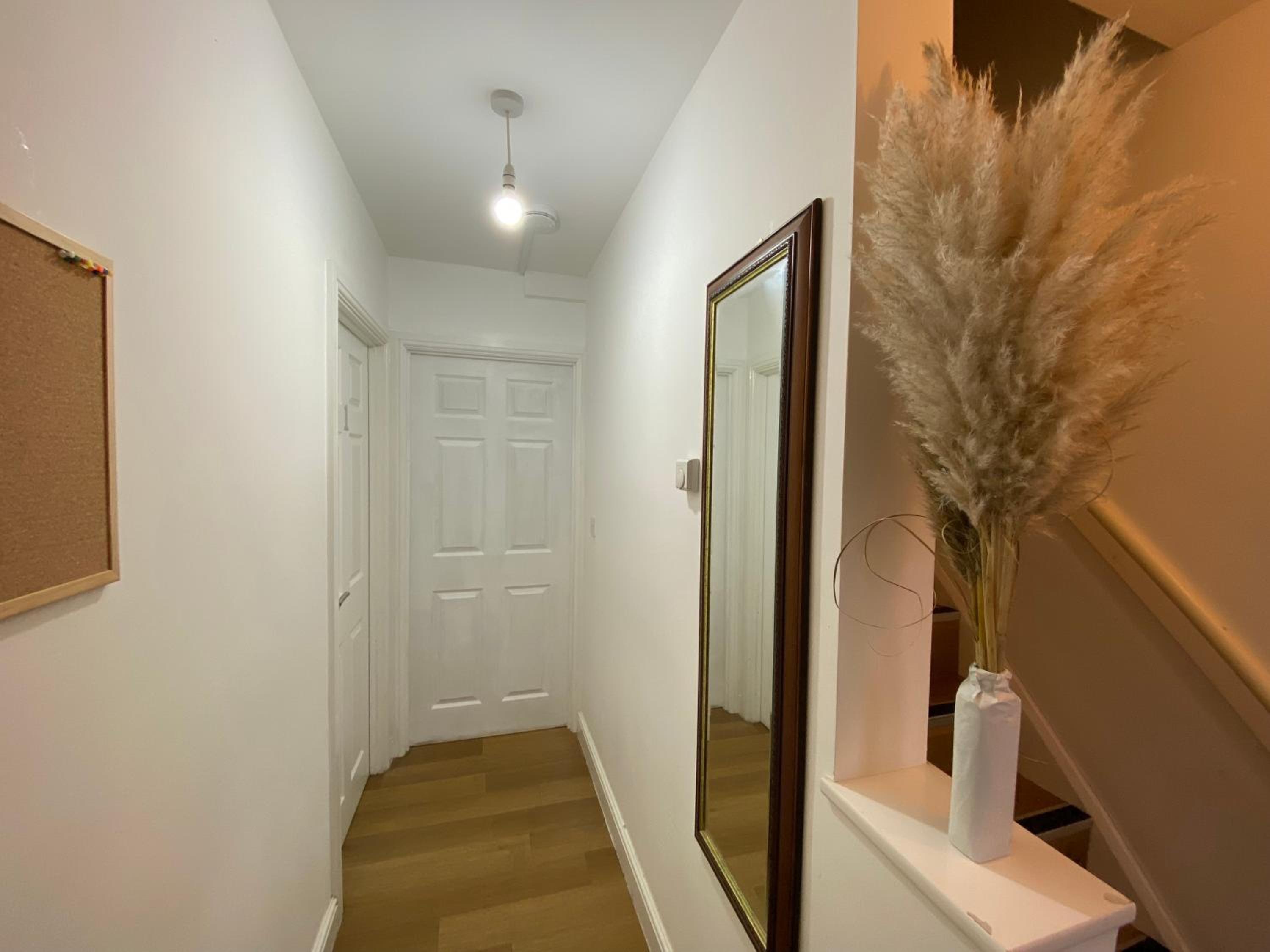 Double Room with Private Bathroom photo 2