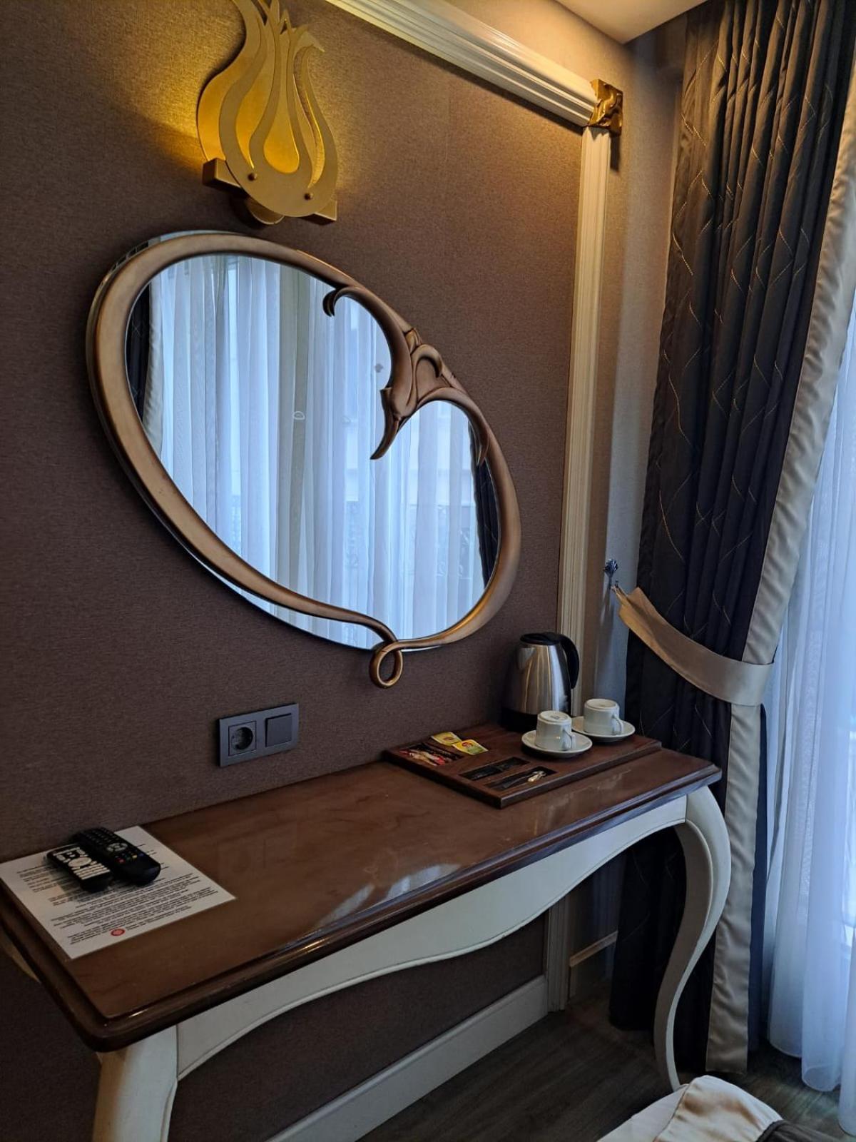 Standard Twin Room photo 2