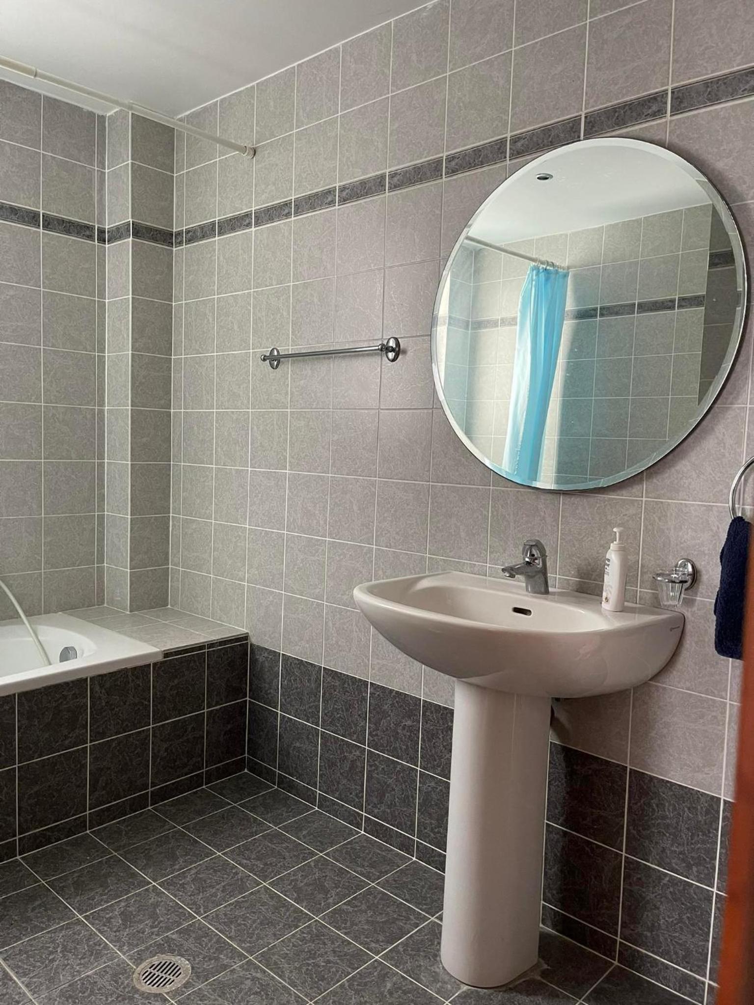 Two-Bedroom House photo 2