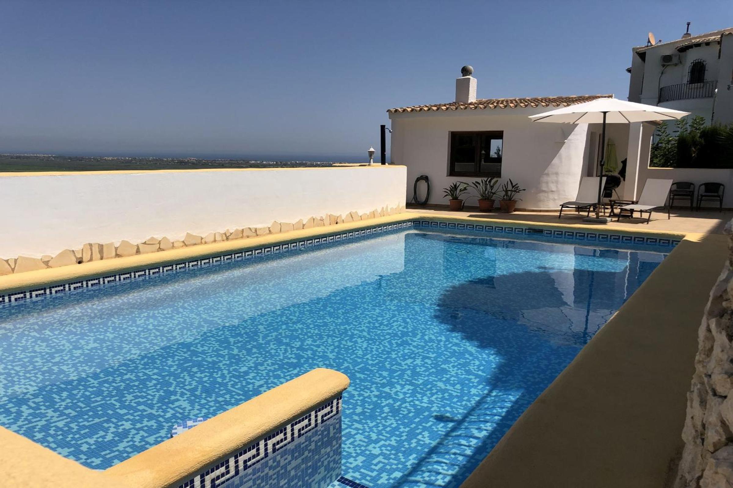 Villa photo 2