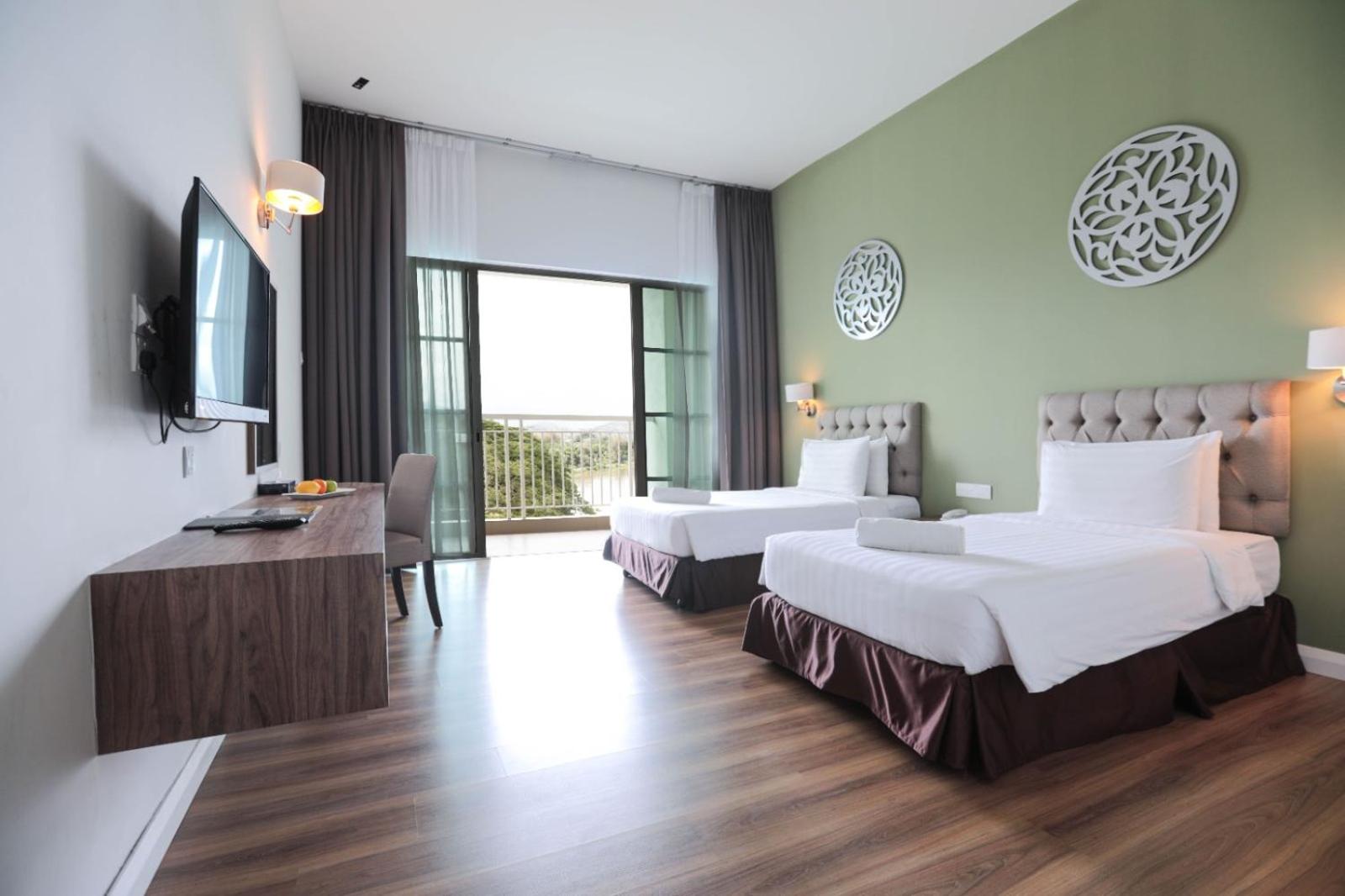 Deluxe Twin Room - Photo 1