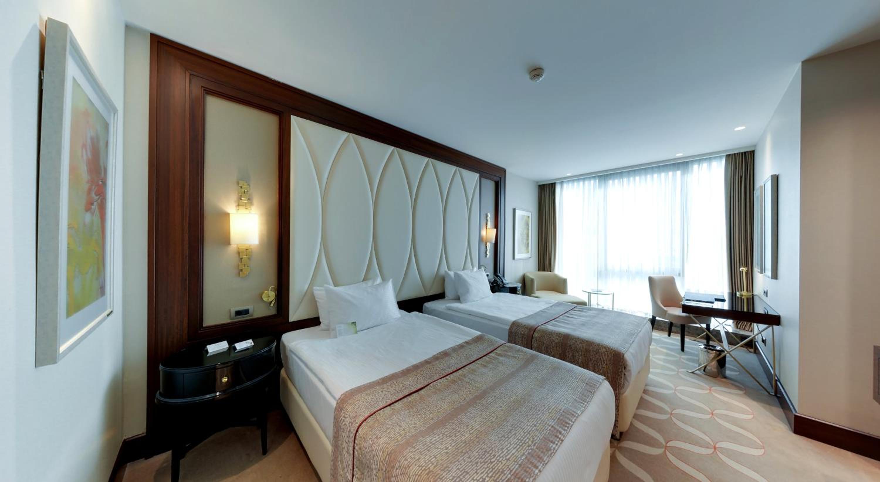 Superior Room with 2 Single Beds photo 1