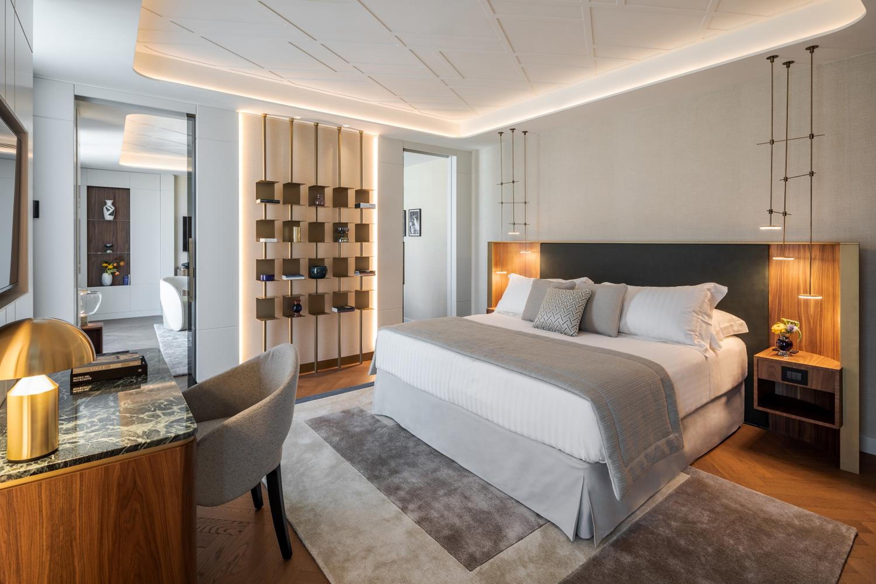 Suite with City View