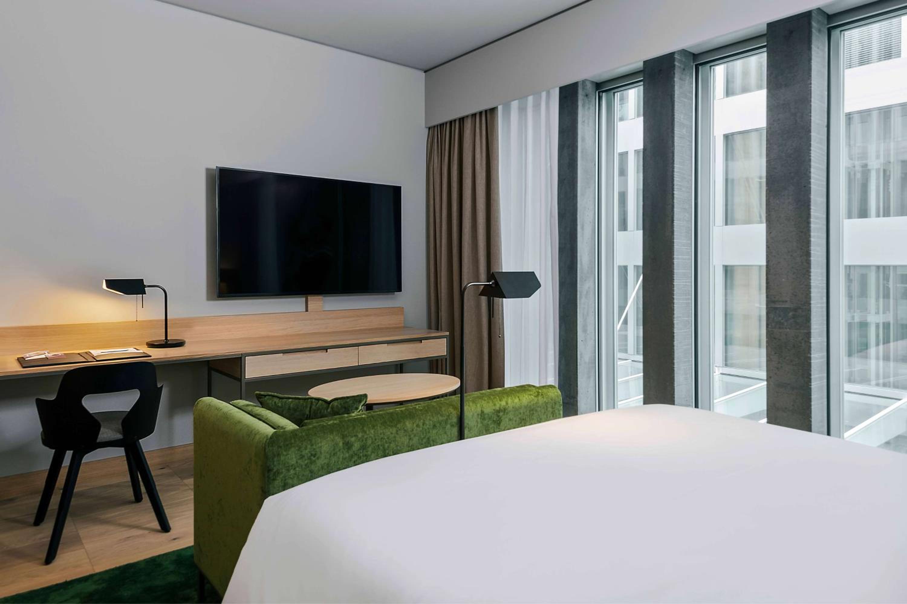King Room - Club Access - Photo 3