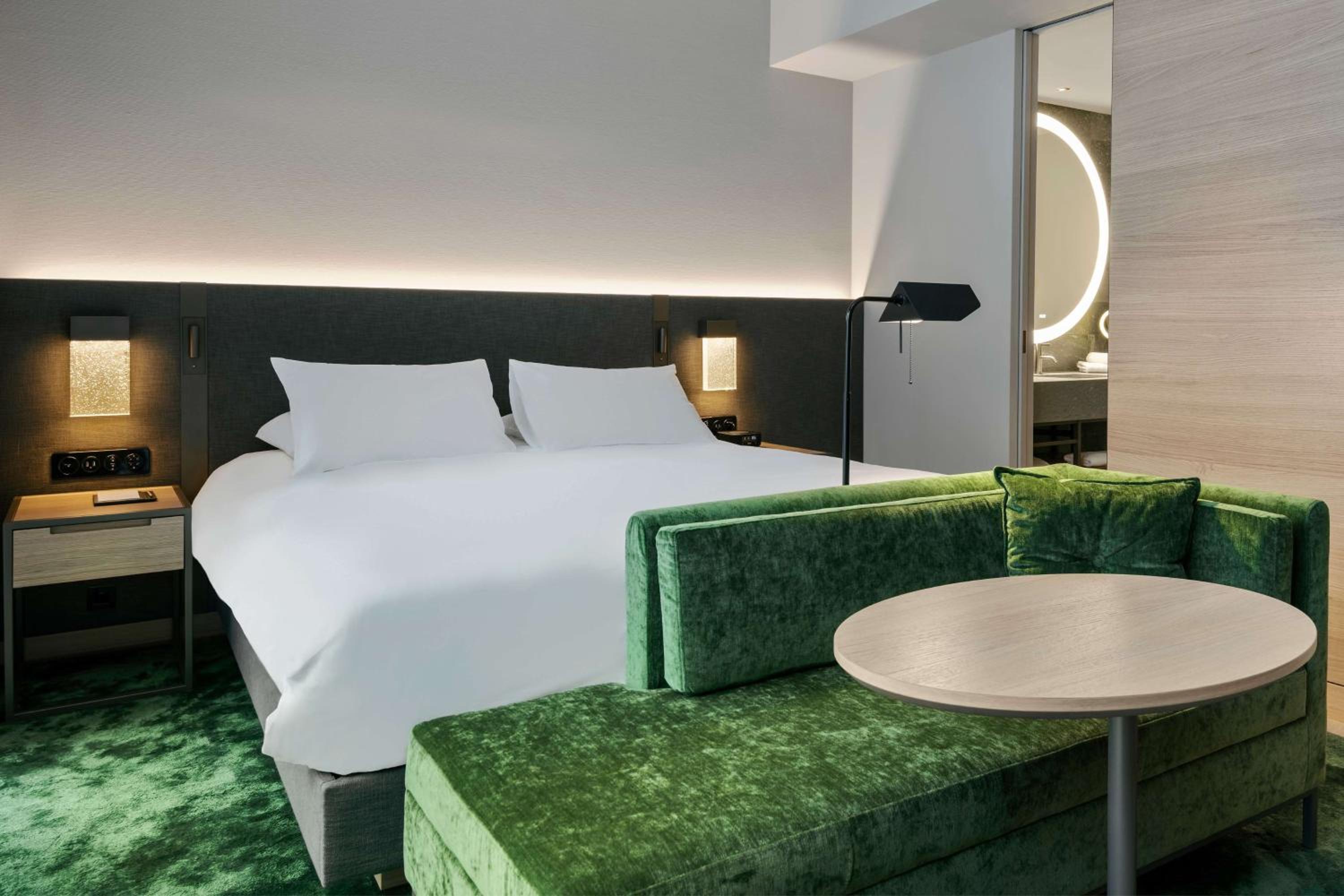 King Room - Club Access - Photo 5