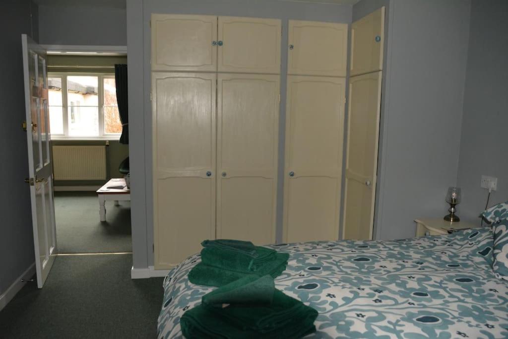 Two-Bedroom House photo 3