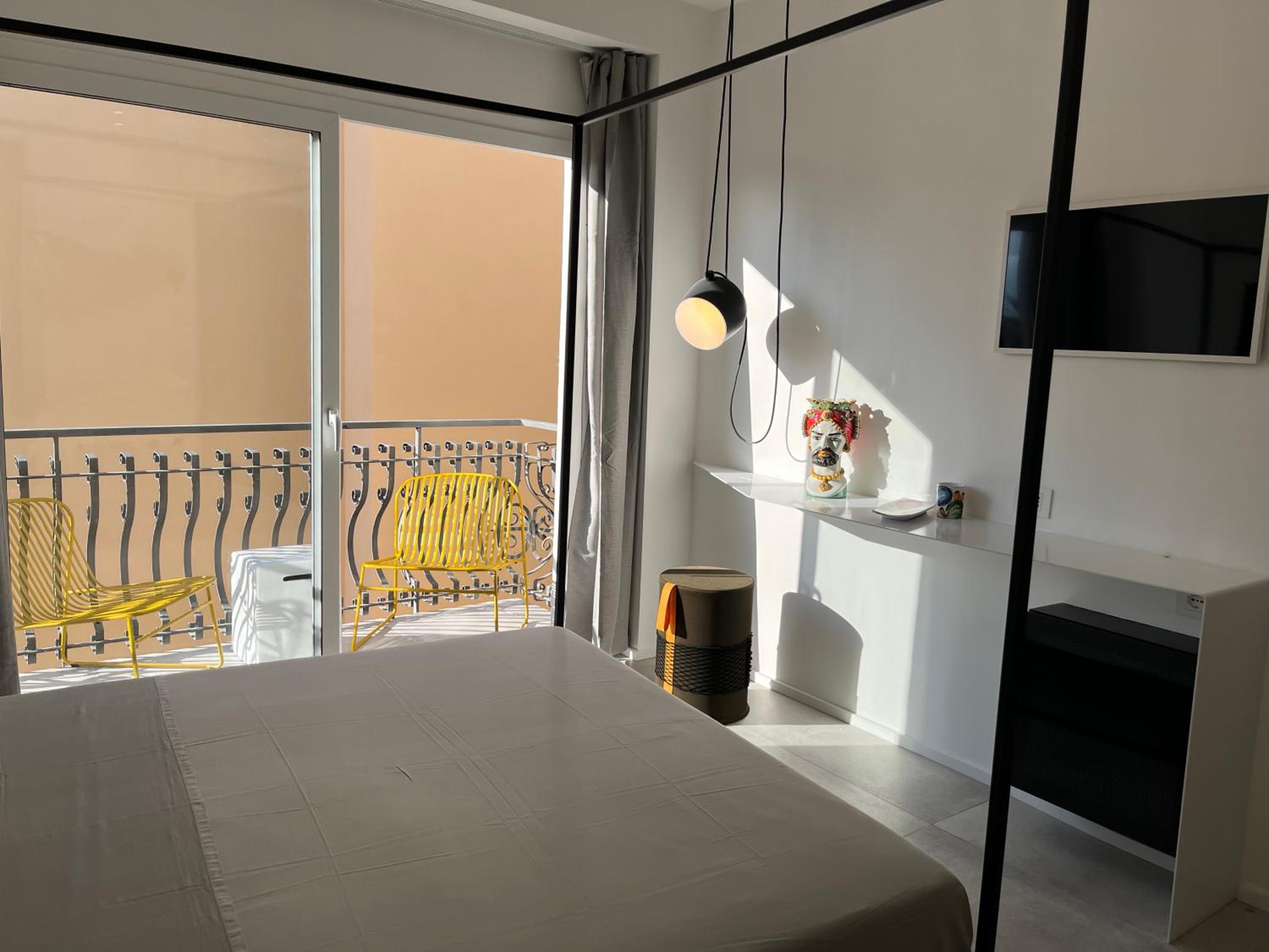 Camera Matrimoniale con balcone