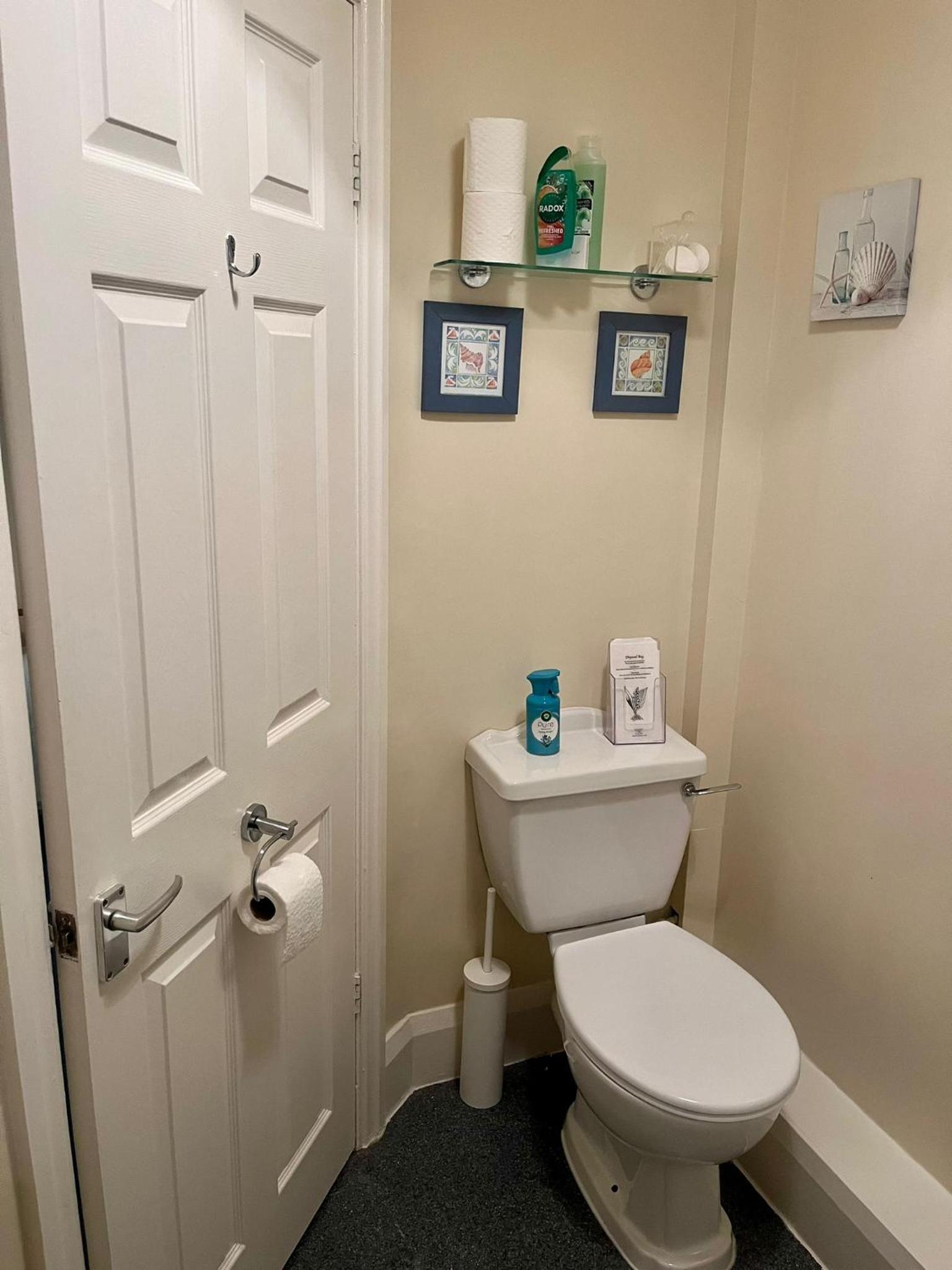 Twin Room with Shower - Photo 5