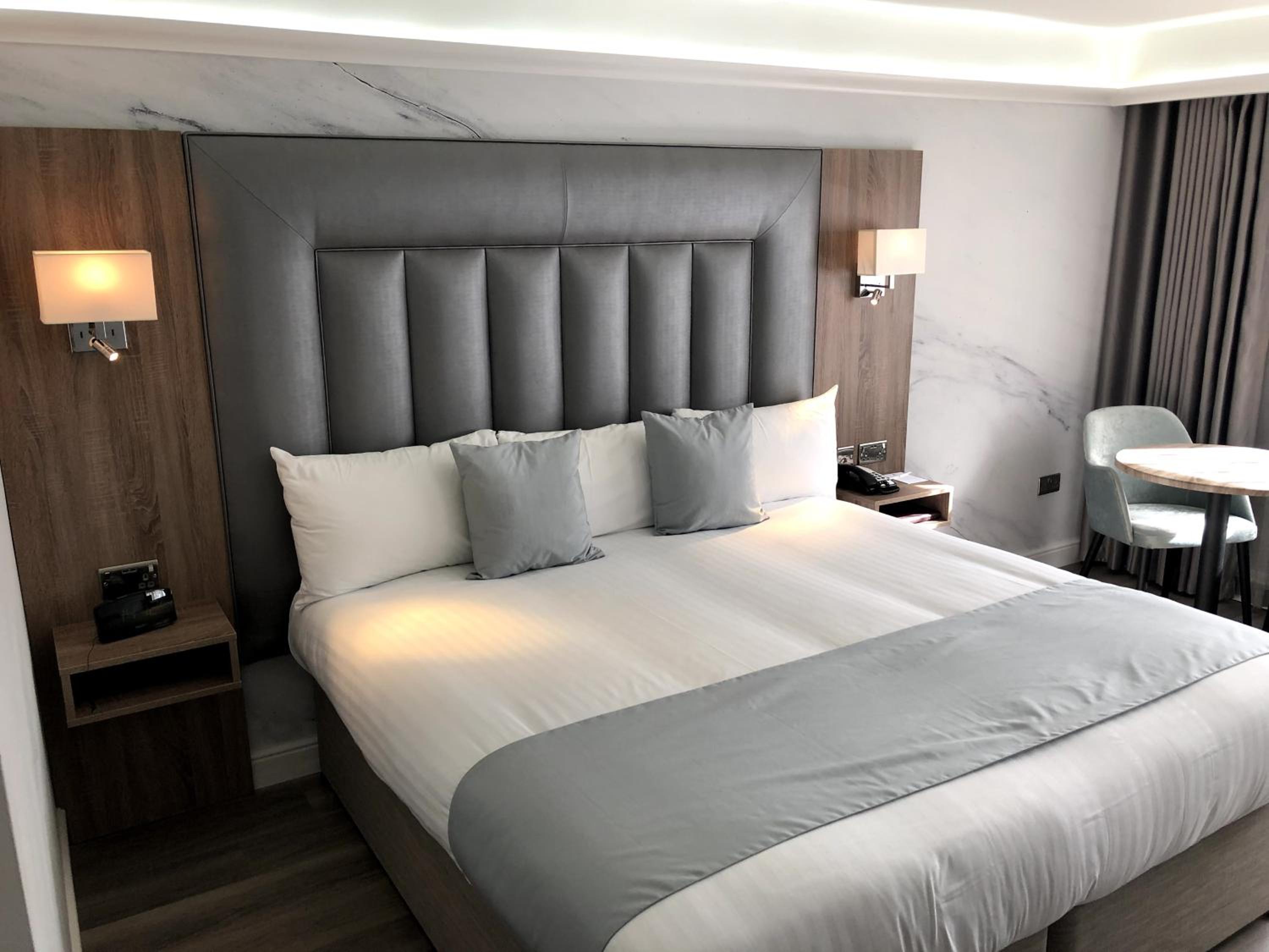 Deluxe Room - Photo 4
