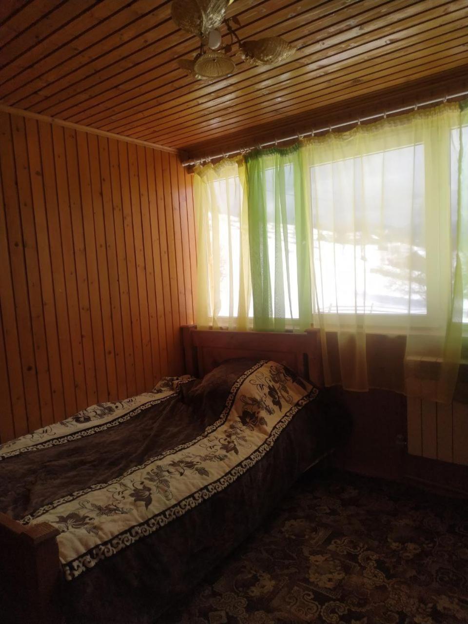 Apartment with Mountain View photo 1