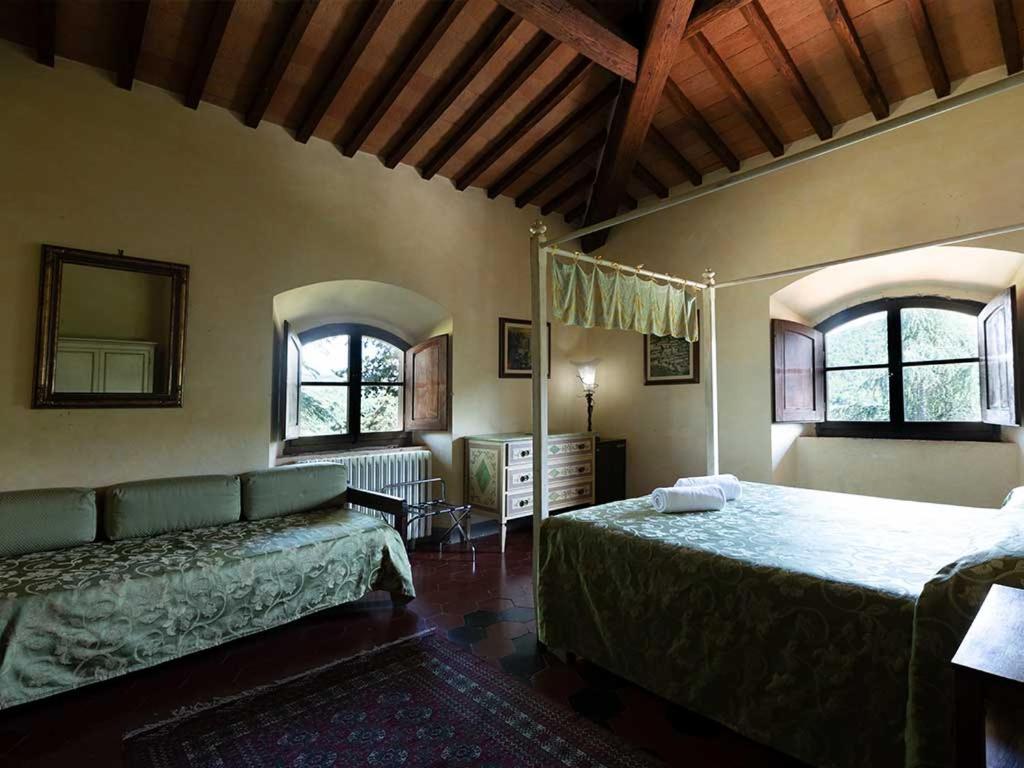 Superior Double or Twin Room photo 3