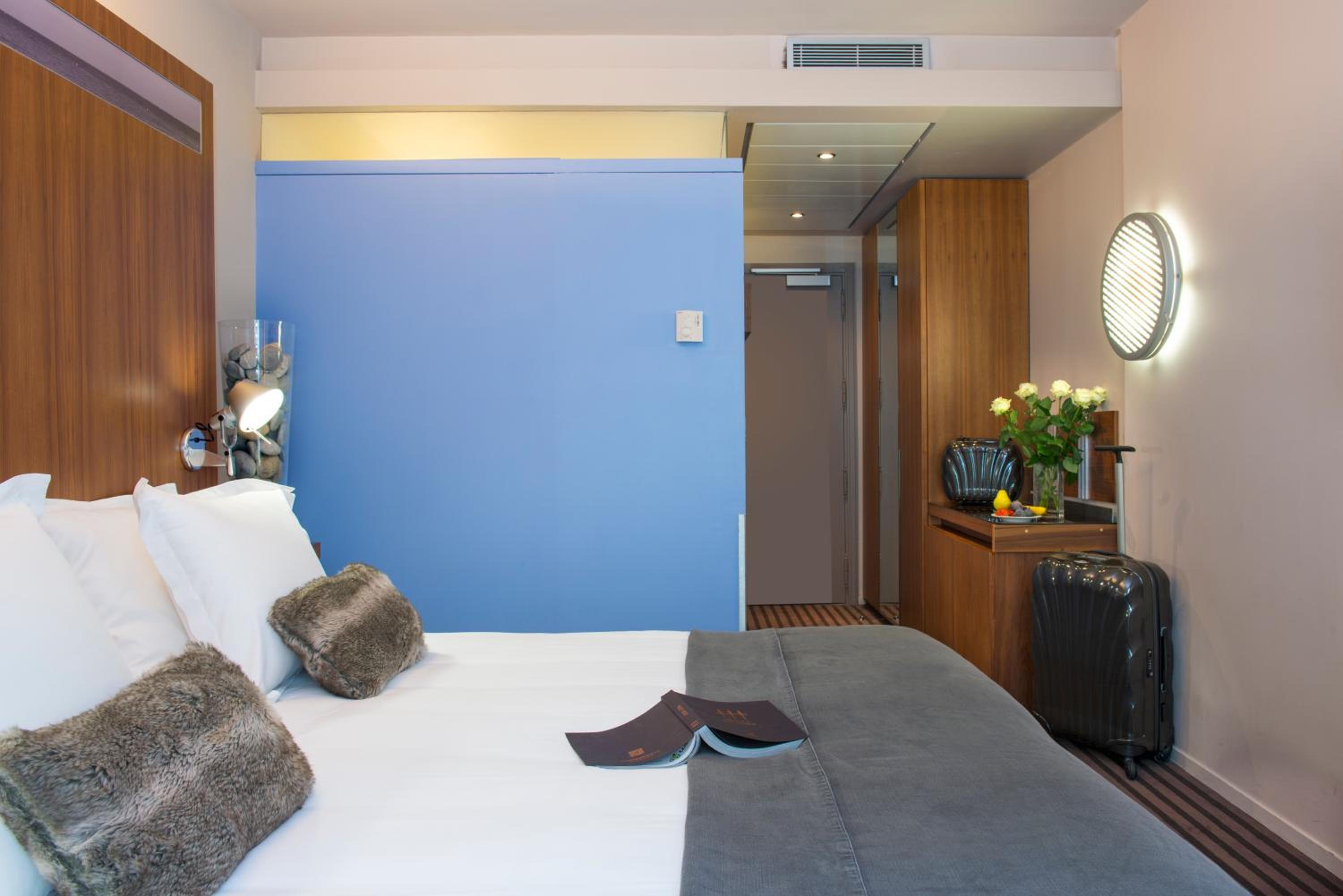 Privilege Room with Patio View - Photo 2