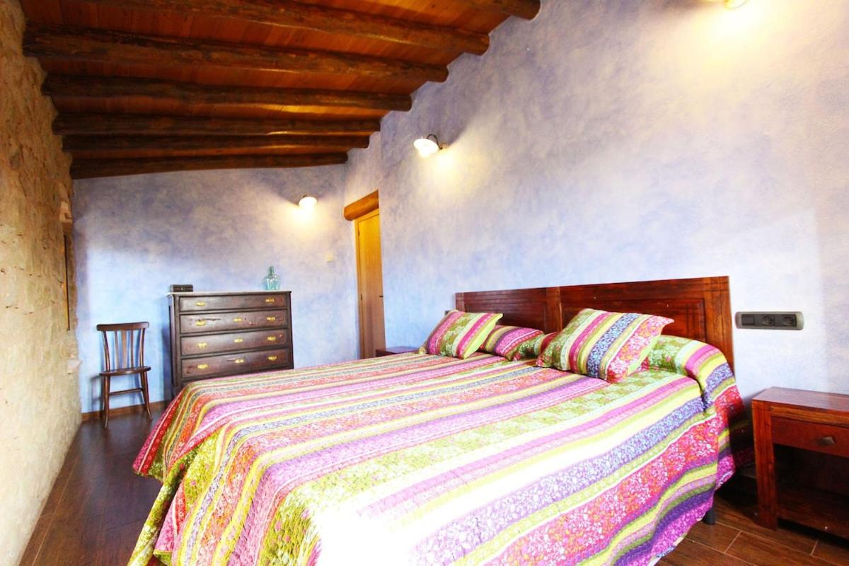 Villa with Private Pool photo 3