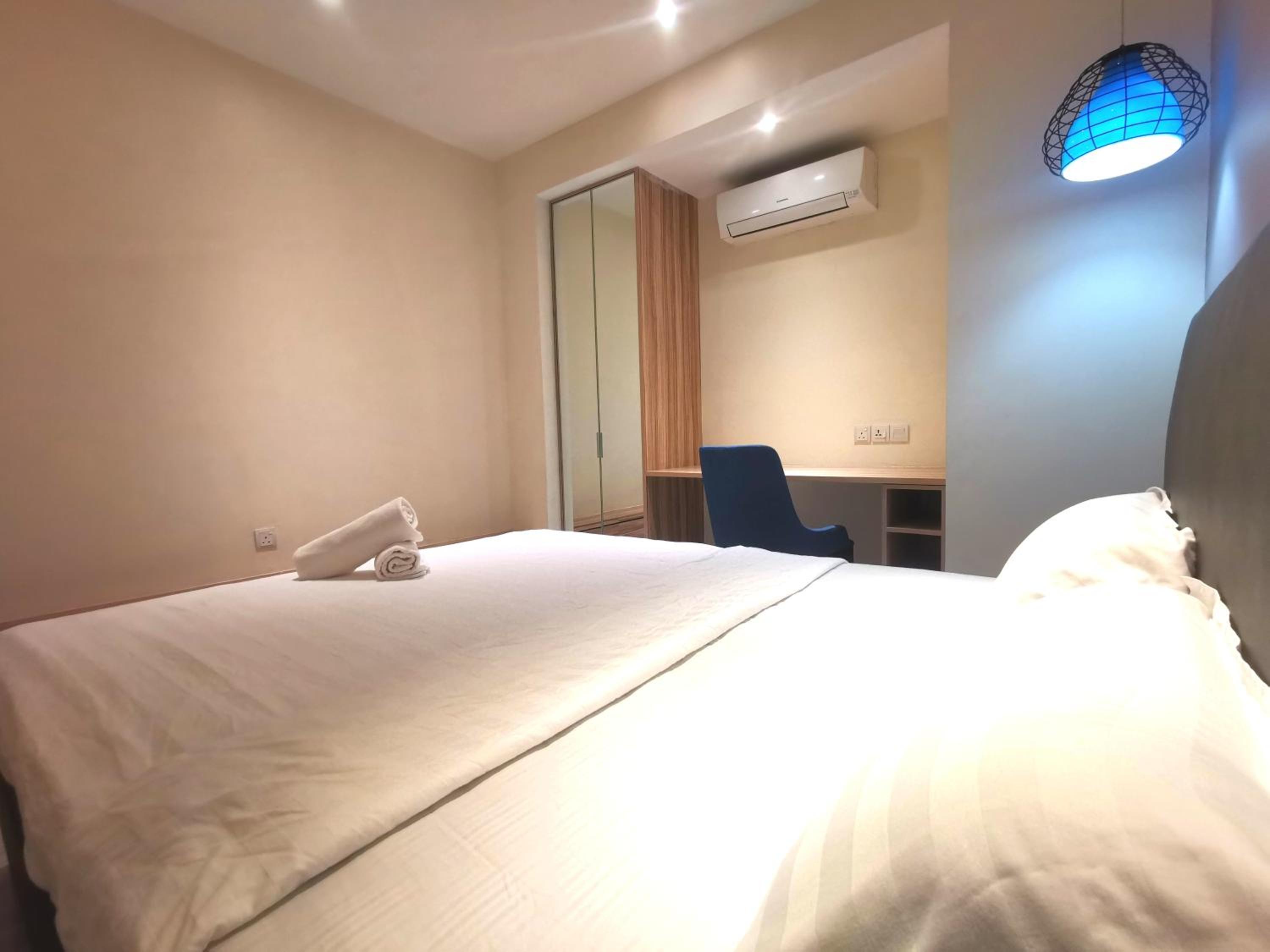 Apartment with Sea View - Photo 11