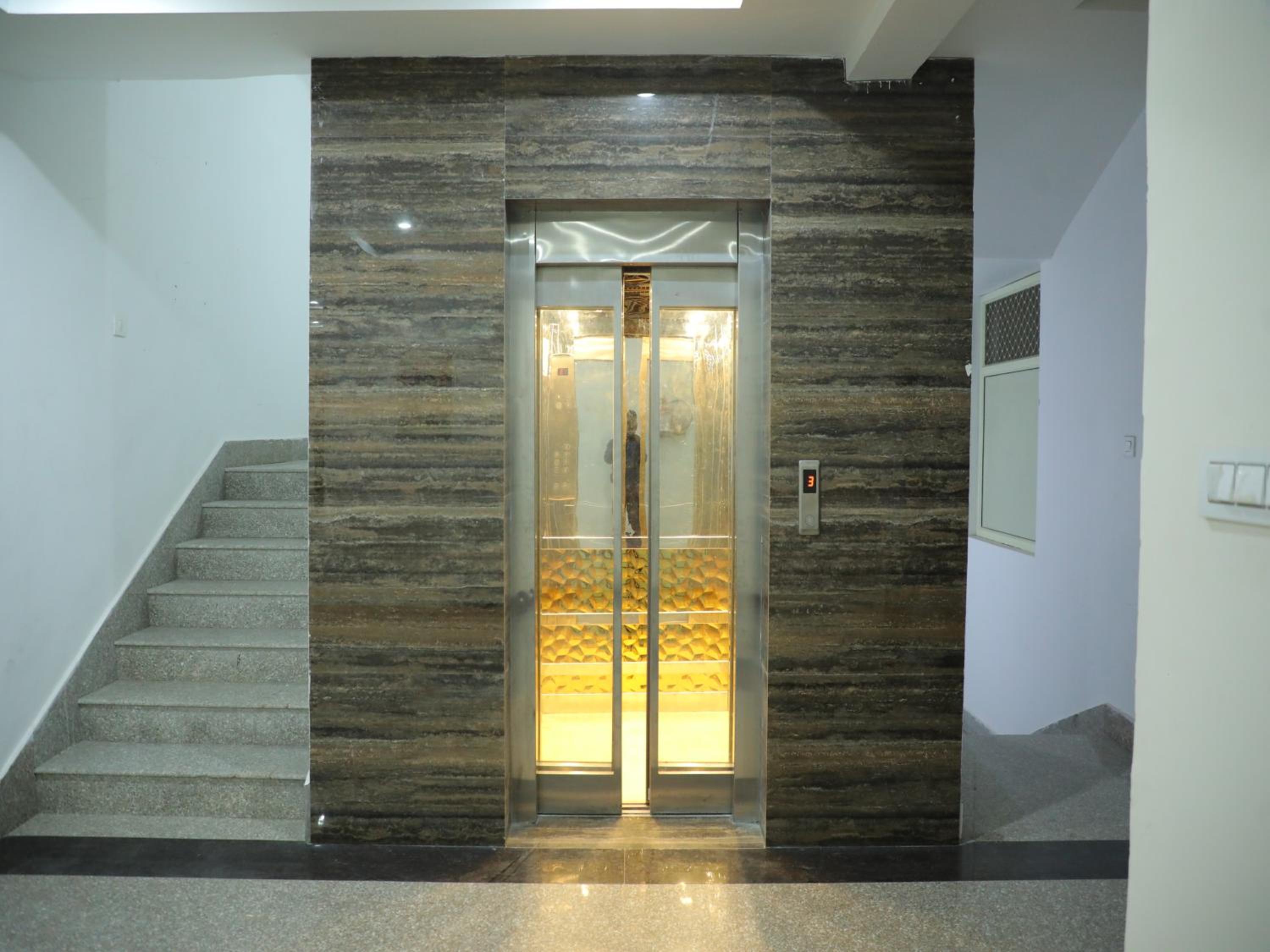 Superior Apartment with Balcony - Photo 10