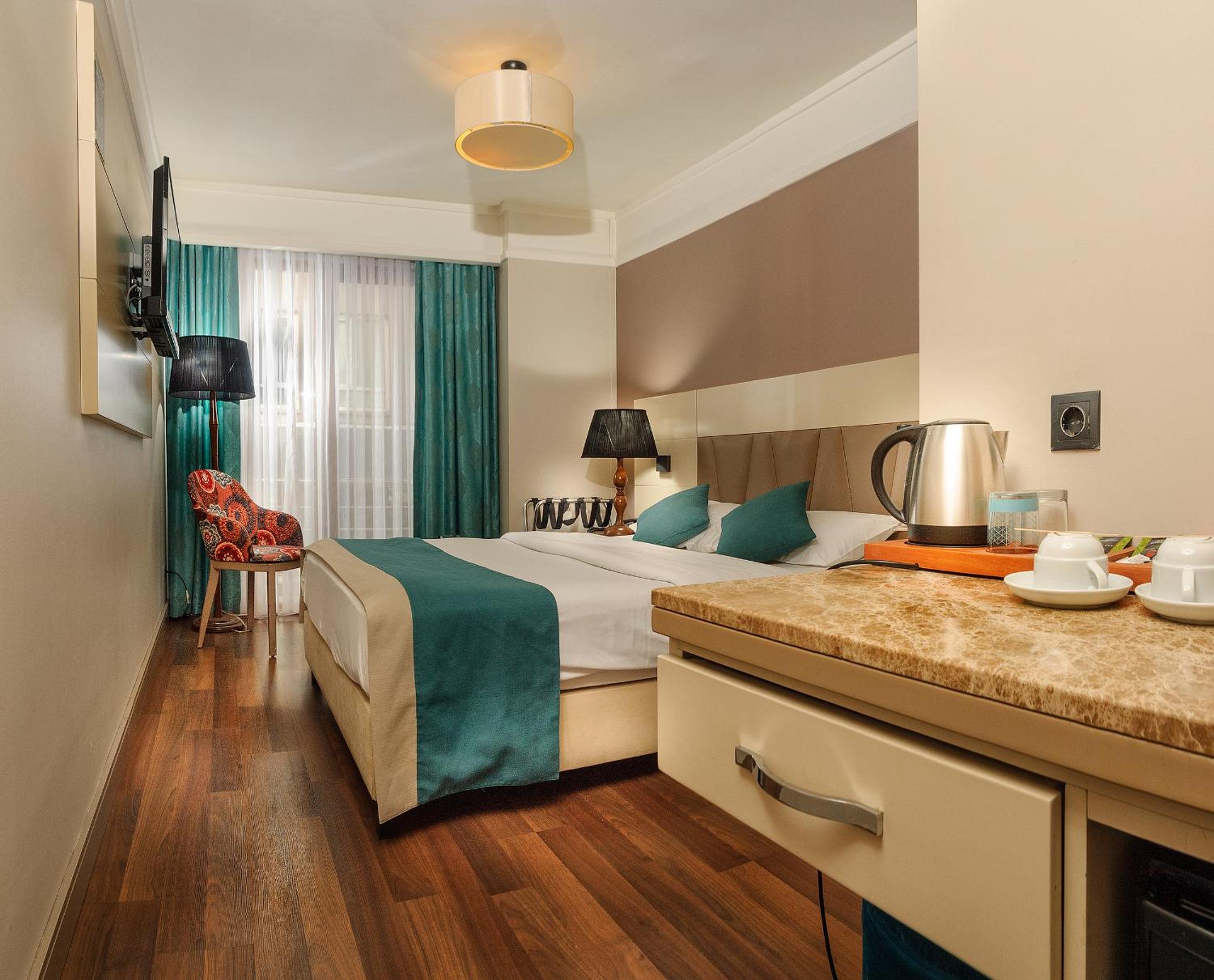 Double Room with Balcony photo 1