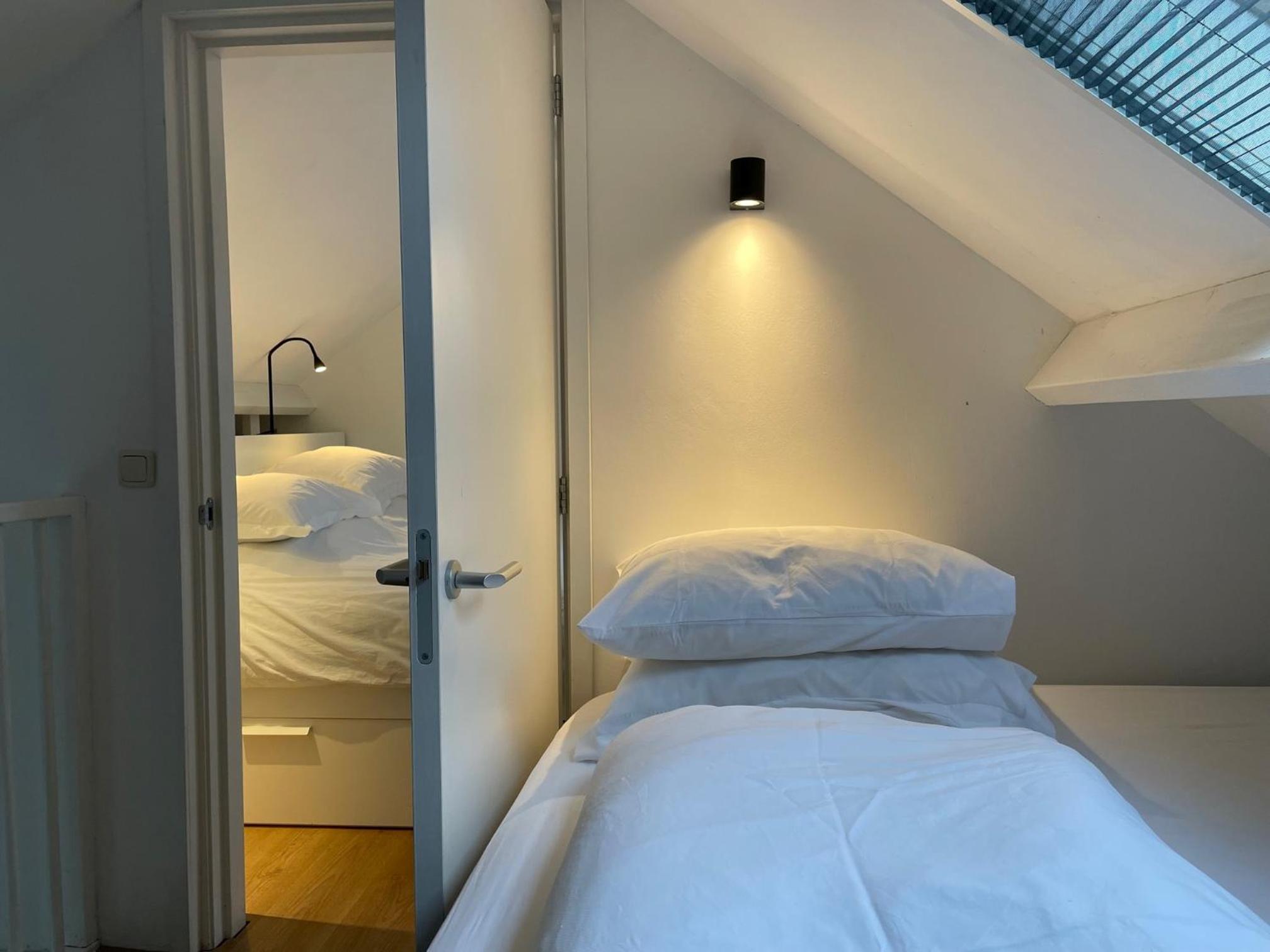 Two-Bedroom House - Photo 14