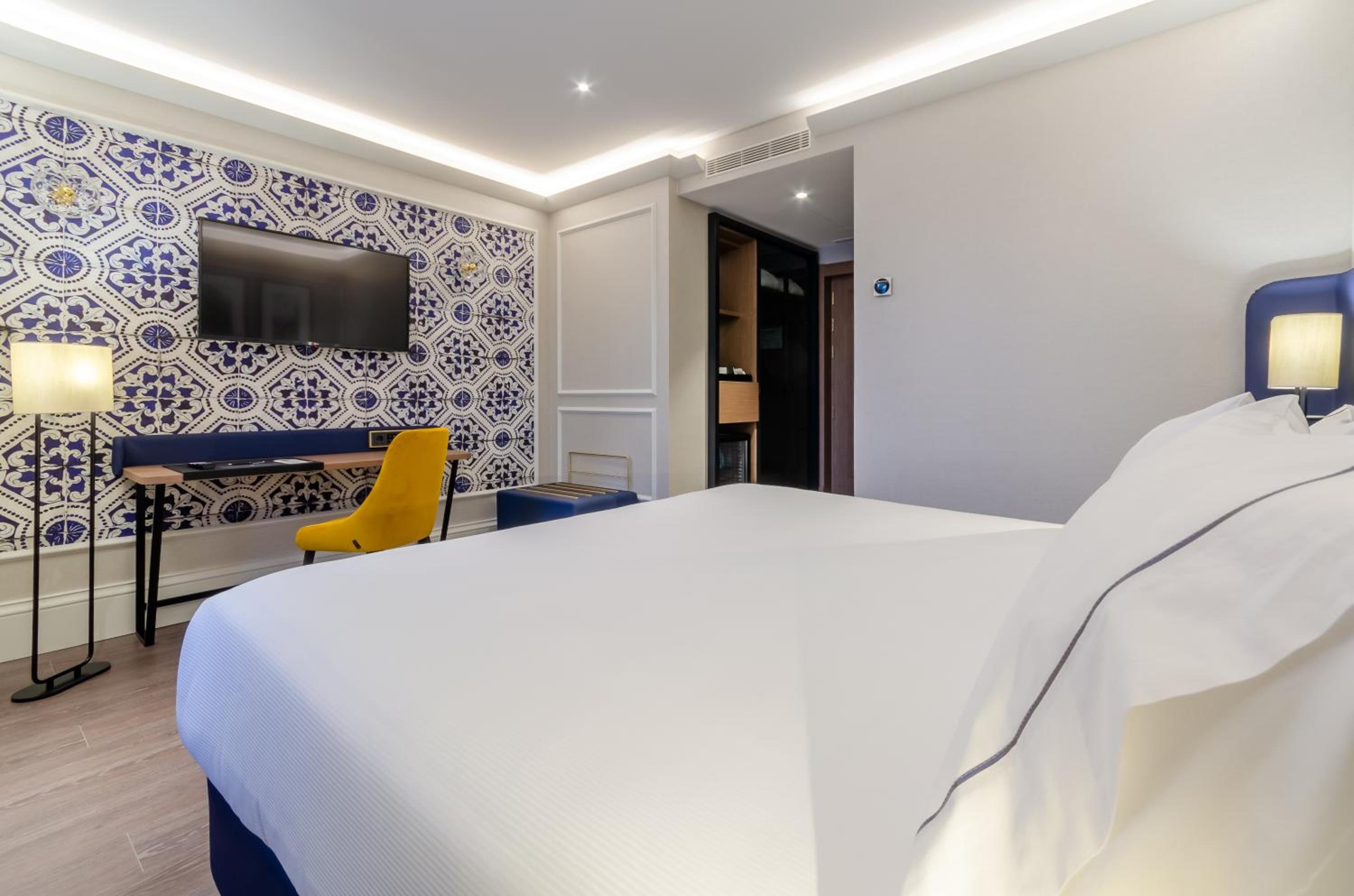 Deluxe Double Room - Photo 3