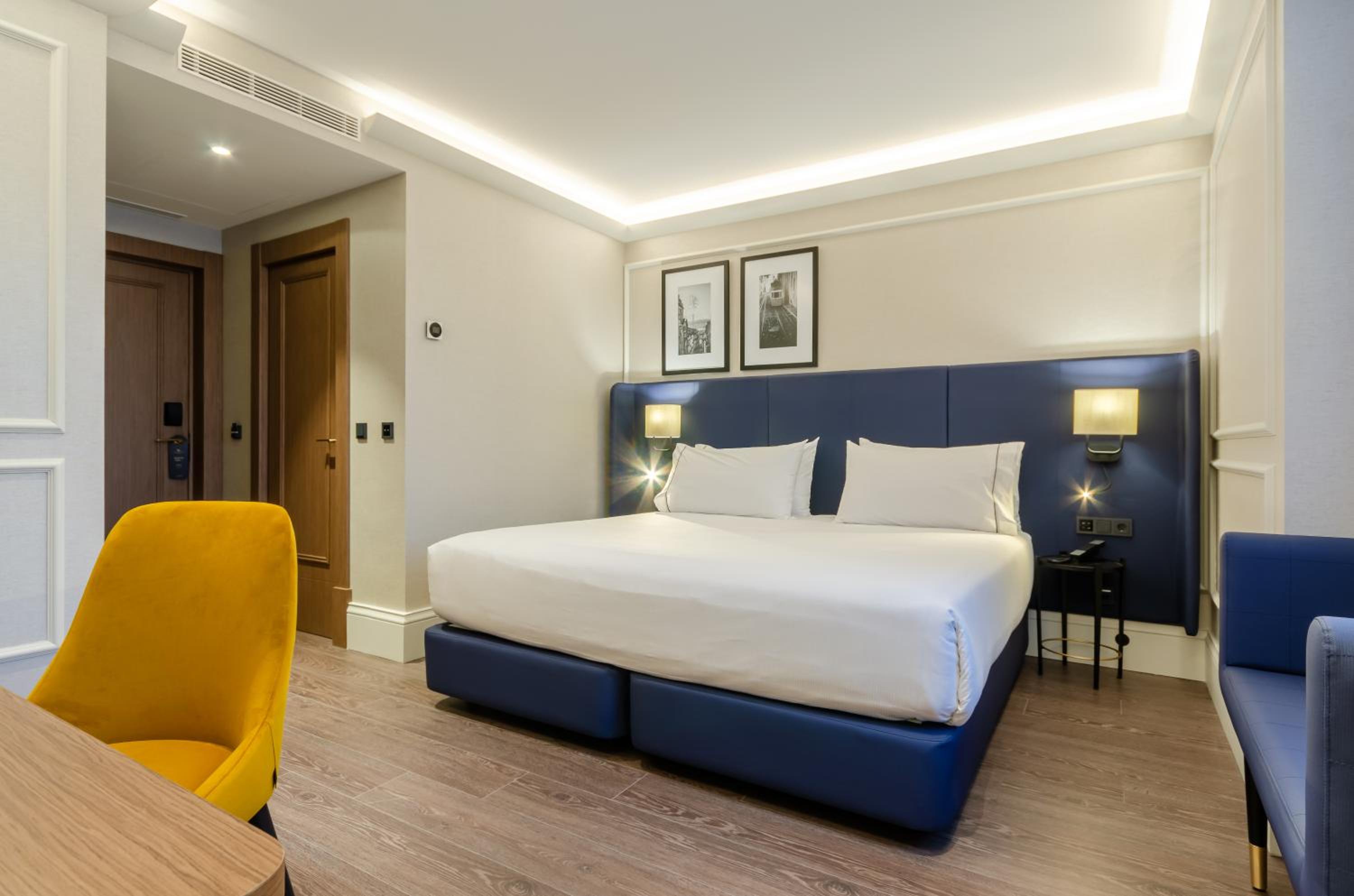 Deluxe Double Room - Photo 5