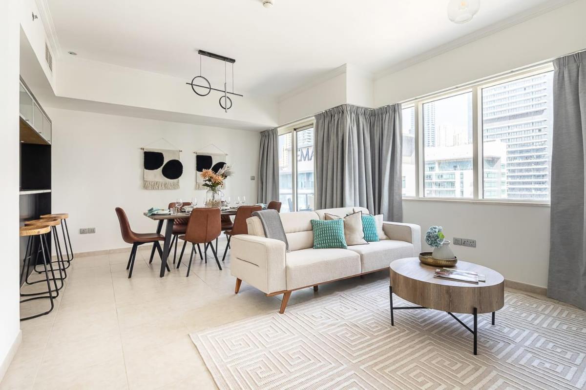 Apartment photo 1