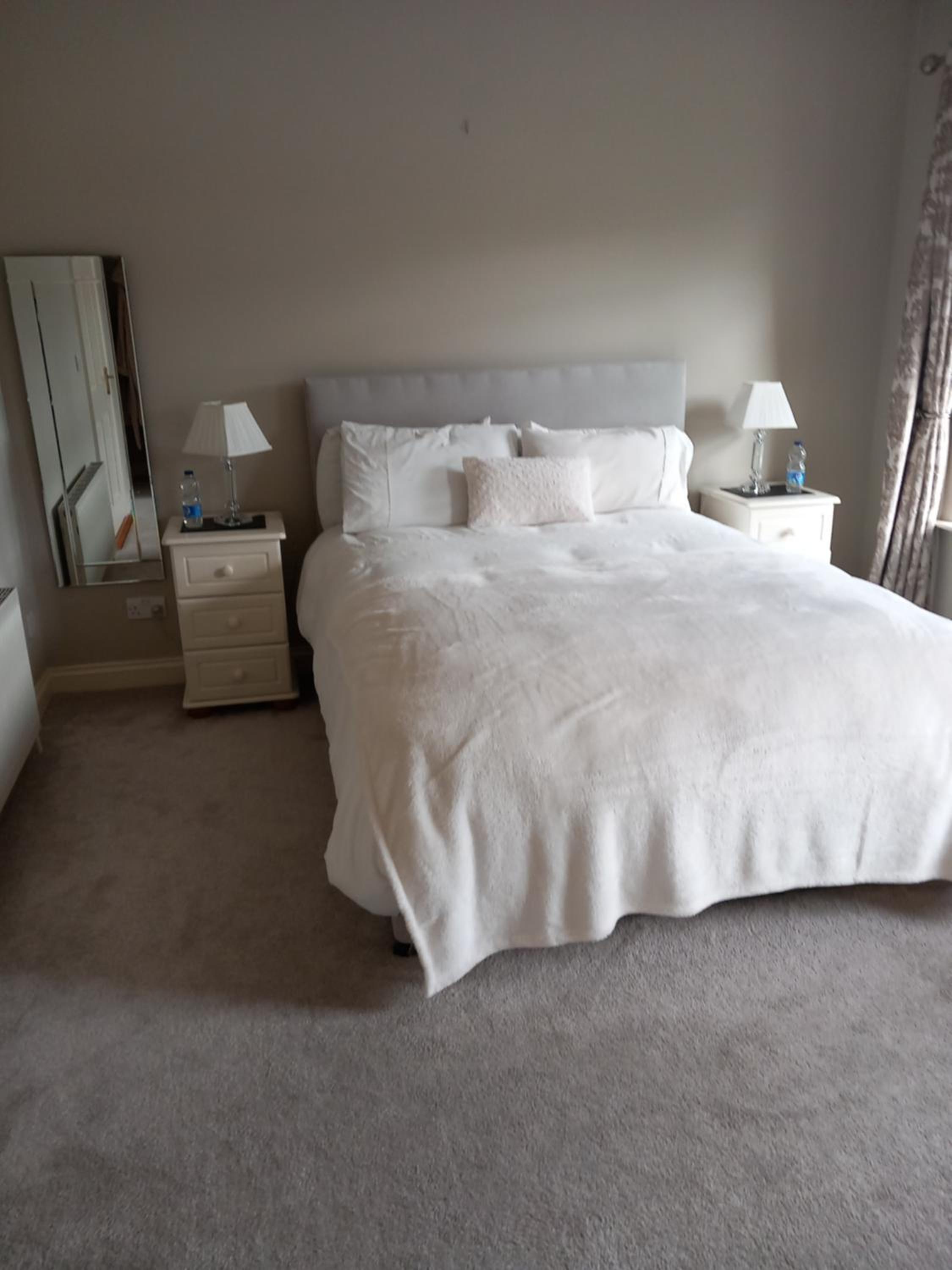 Deluxe King Room photo 1