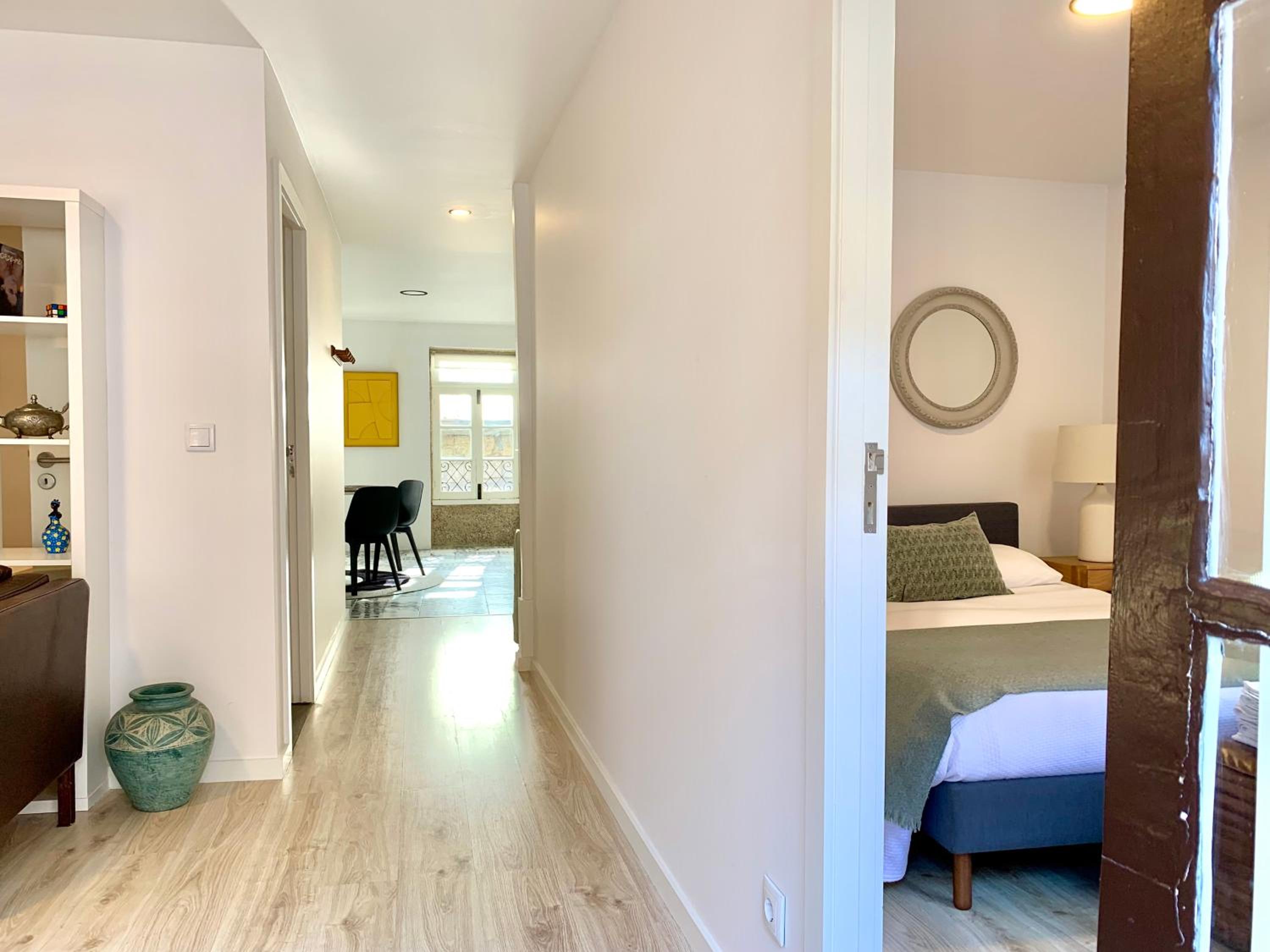 Two-Bedroom Apartment - Photo 9