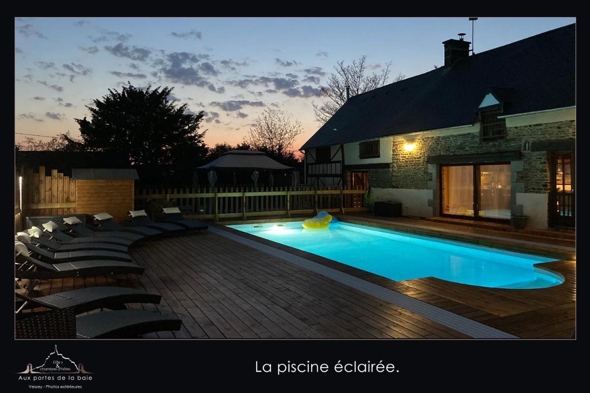 Three-Bedroom House - Photo 17