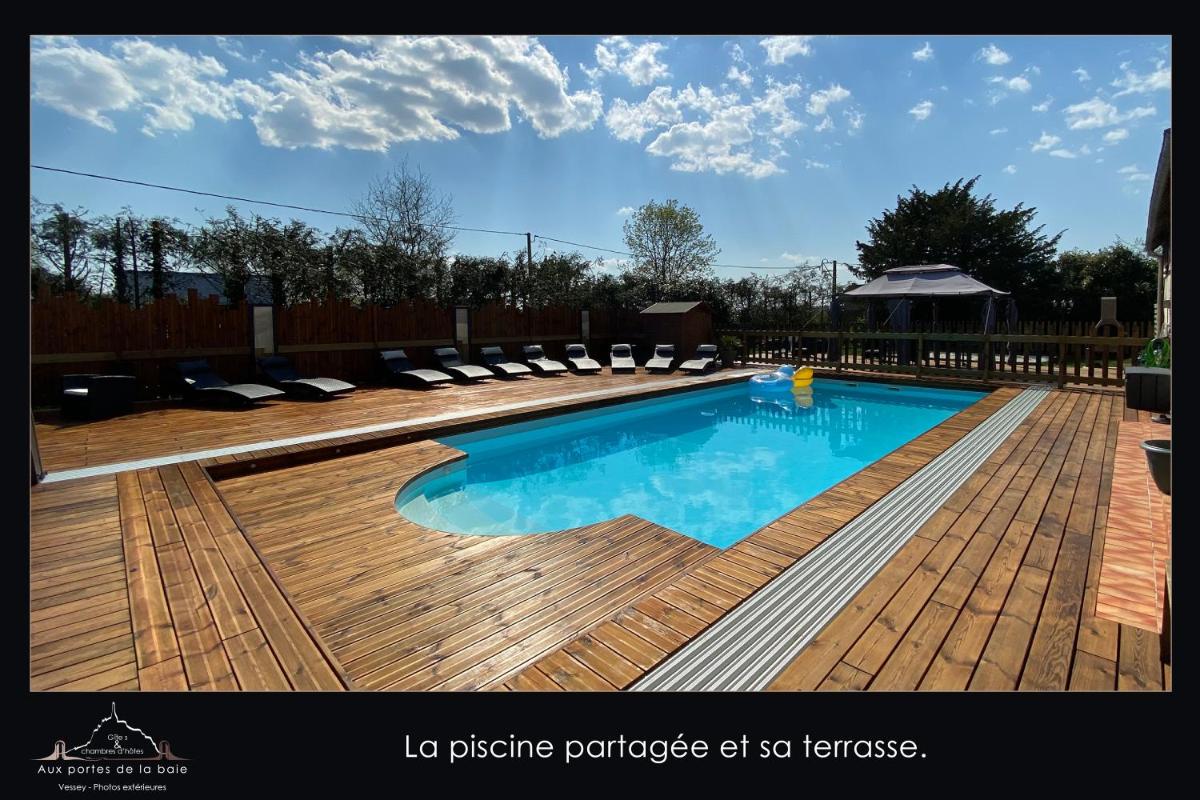 Three-Bedroom House - Photo 14