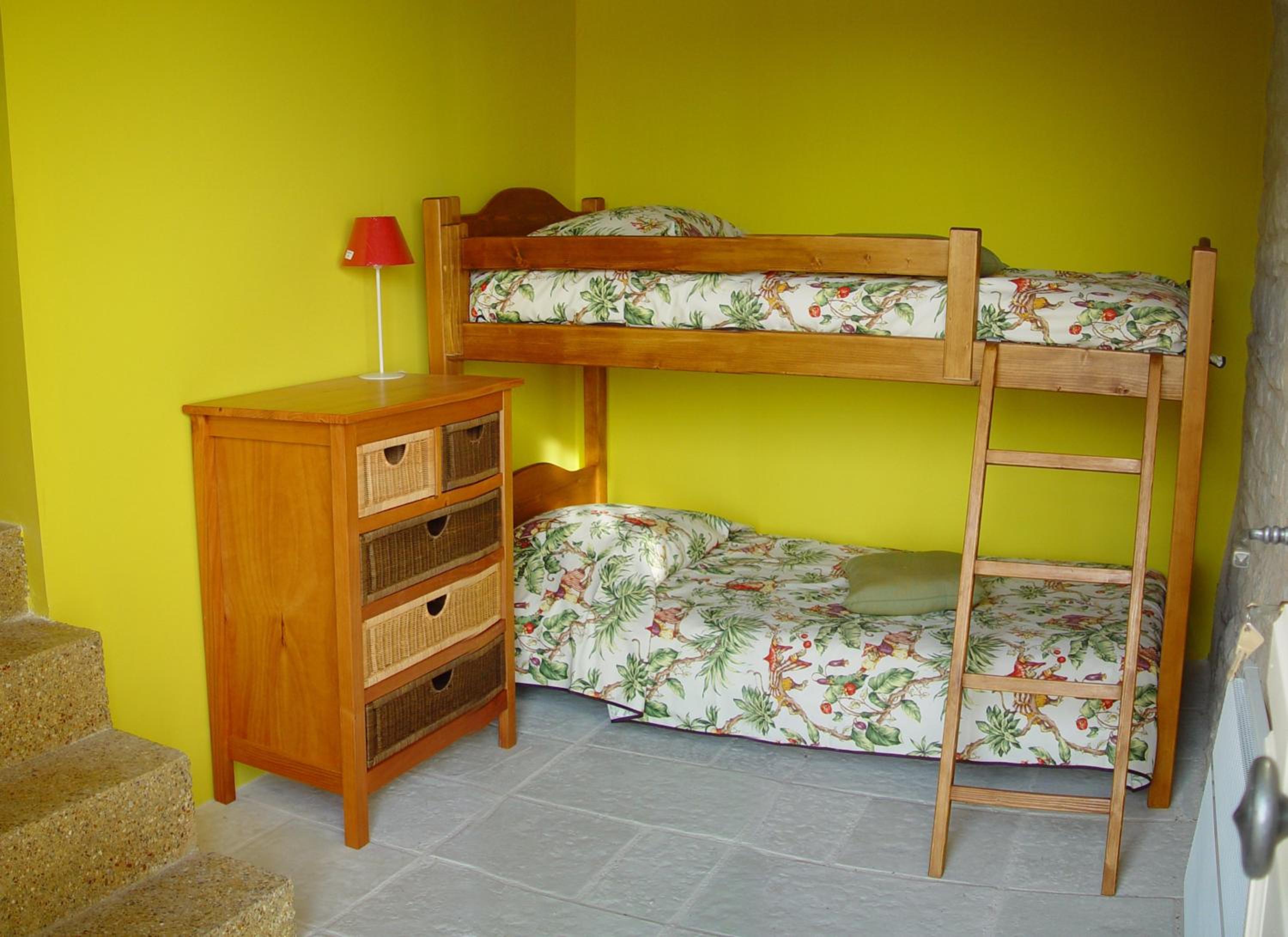 Family Room - Photo 2