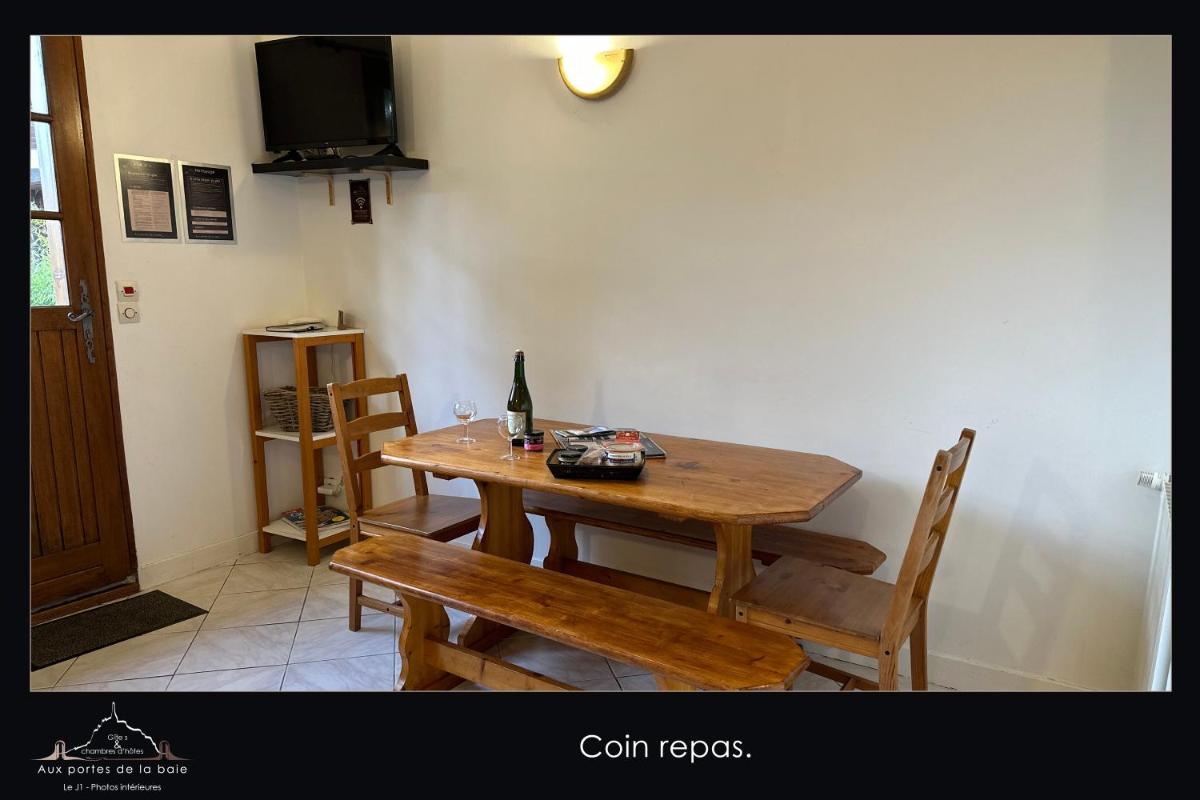 Two-Bedroom House - Photo 1