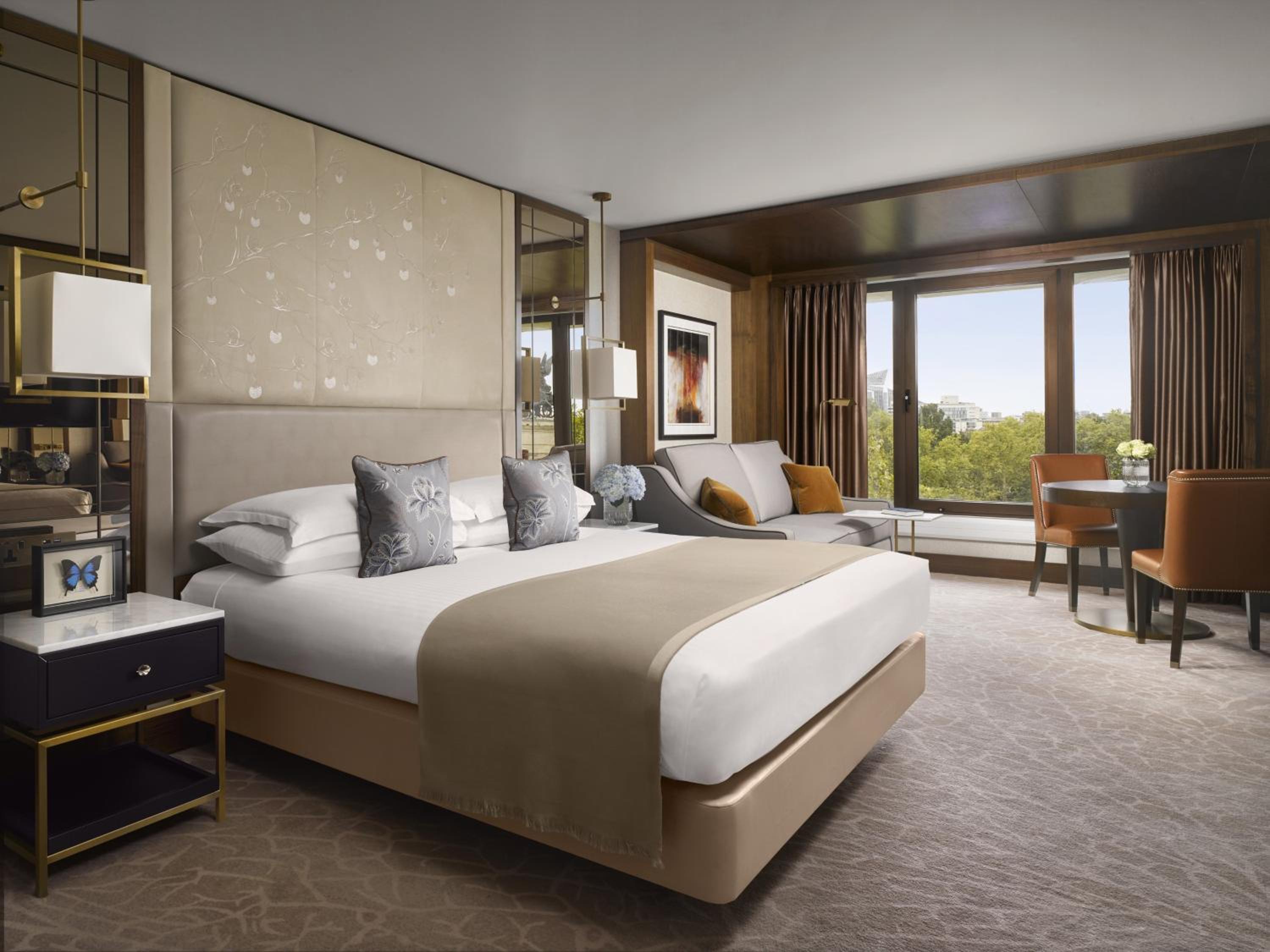 Junior King Suite - Mayfair Floor