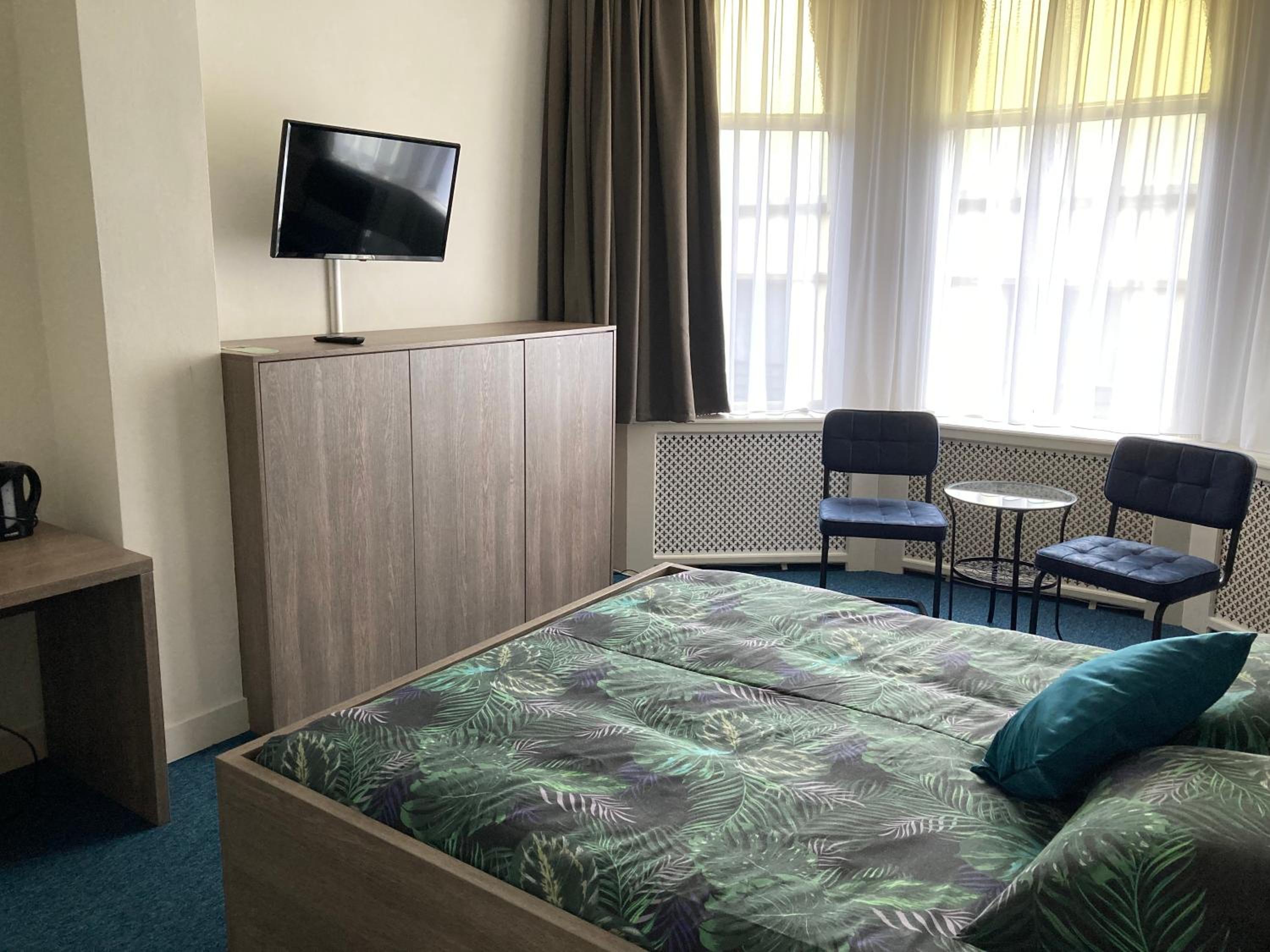 Standard Double Room photo 3