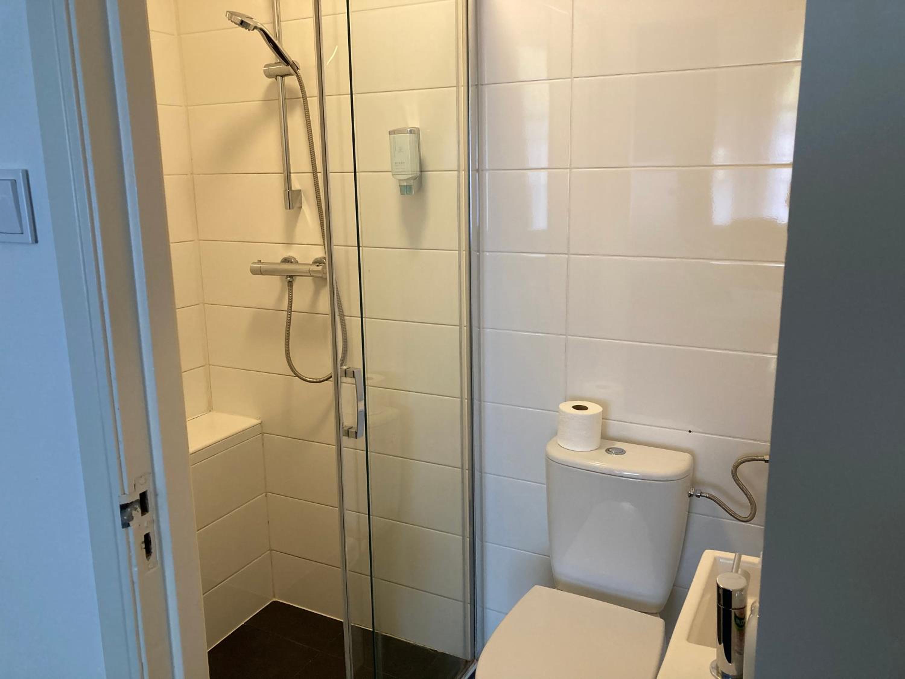 Standard Double Room photo 2