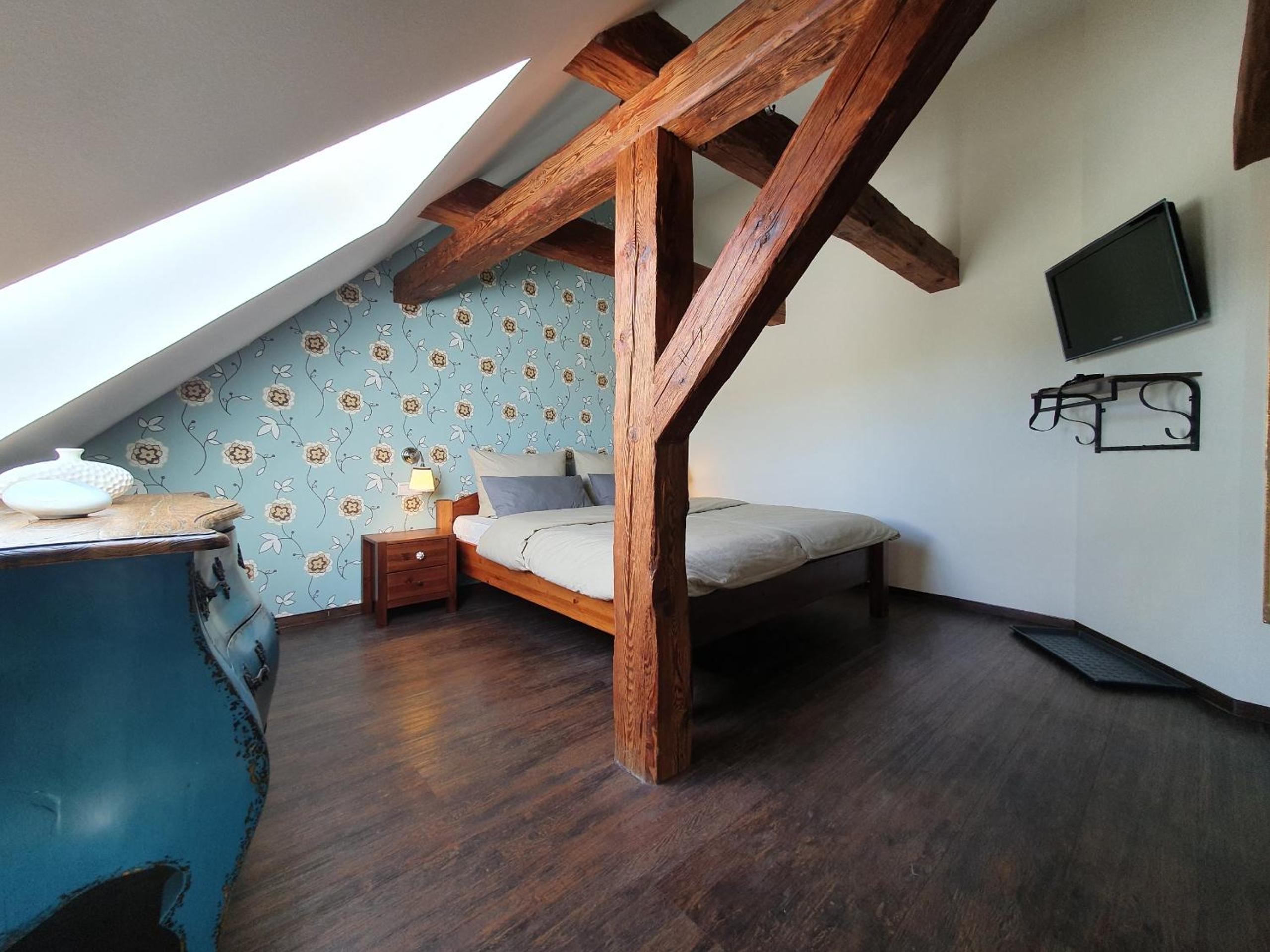 Standard Twin Room with Garden View photo 3