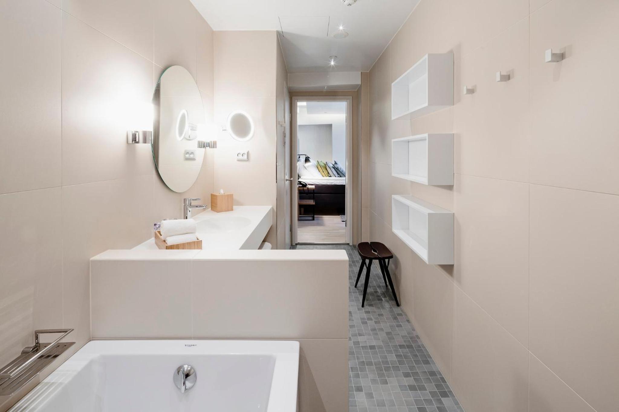 One-Bedroom Suite