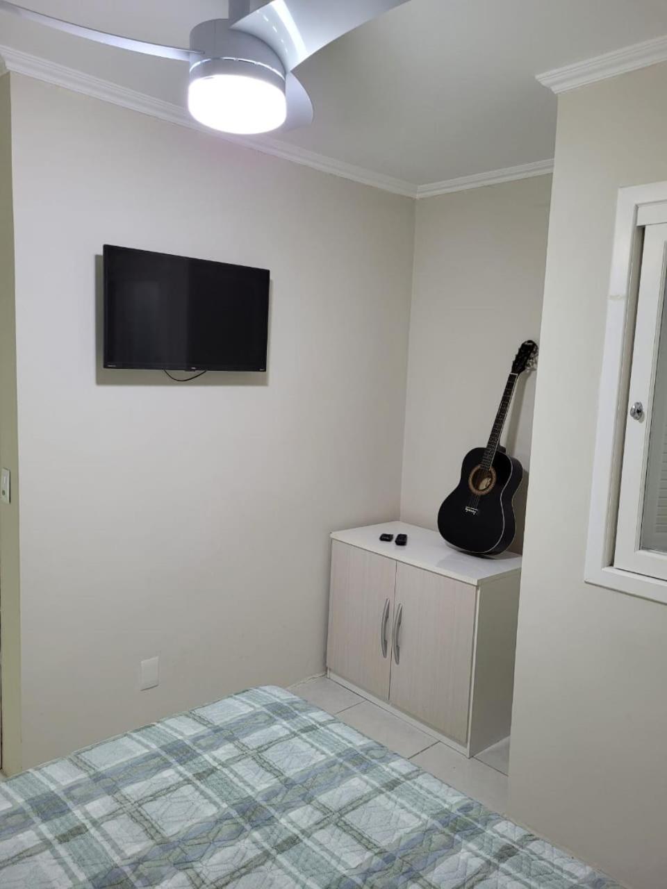 Two-Bedroom House photo 3